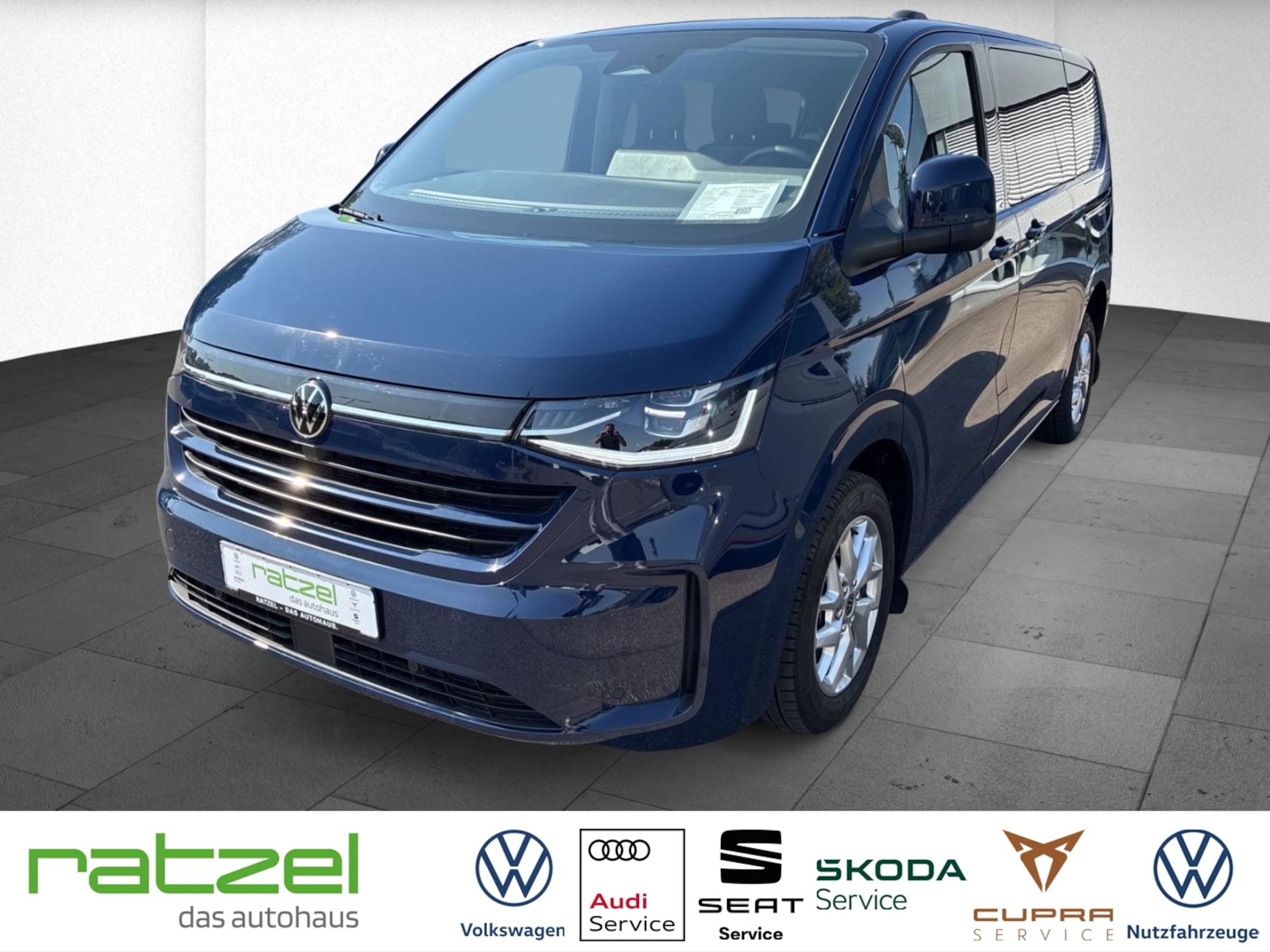 Volkswagen Caravelle Style