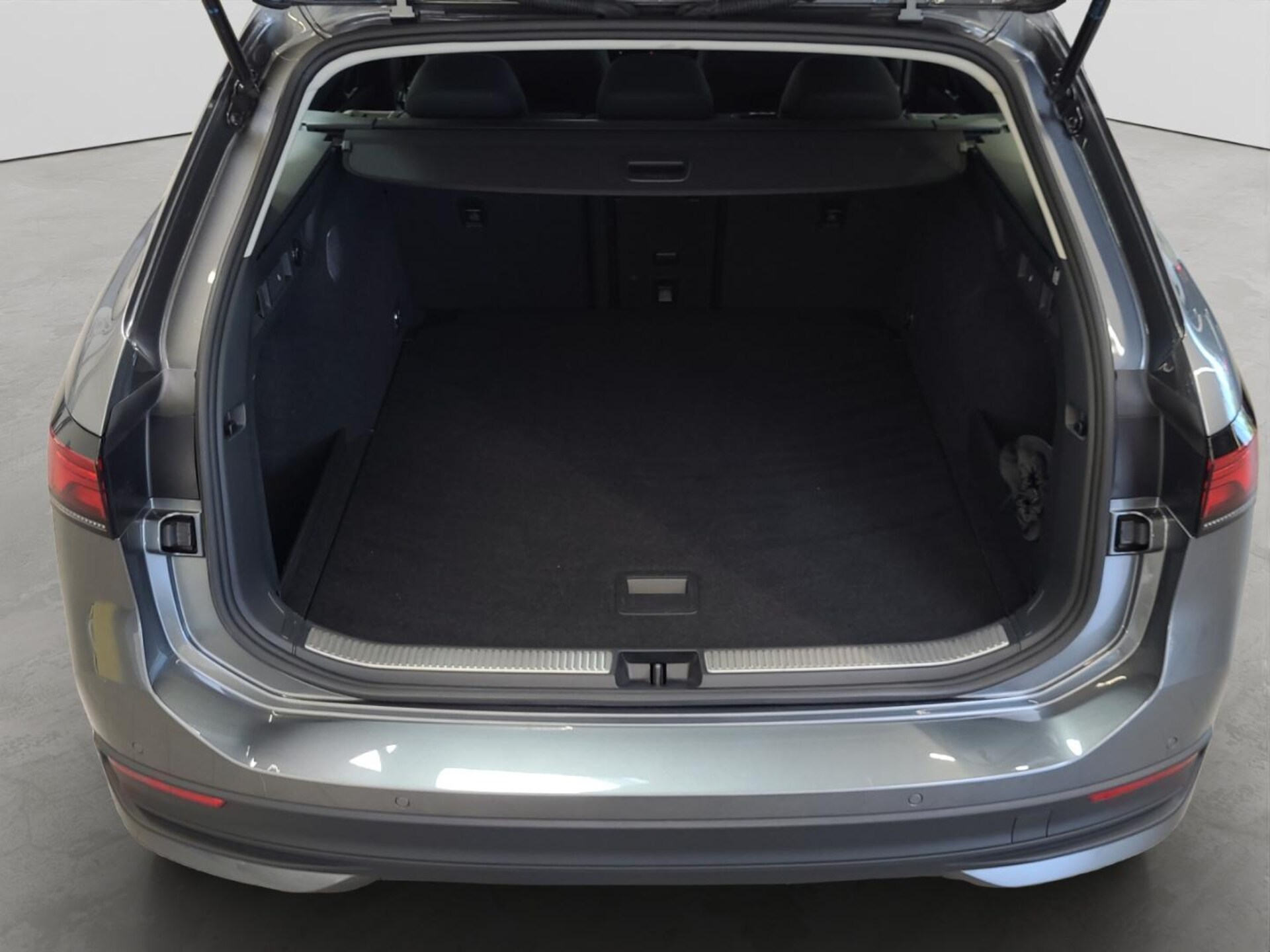 Volkswagen Passat Basis-Modell