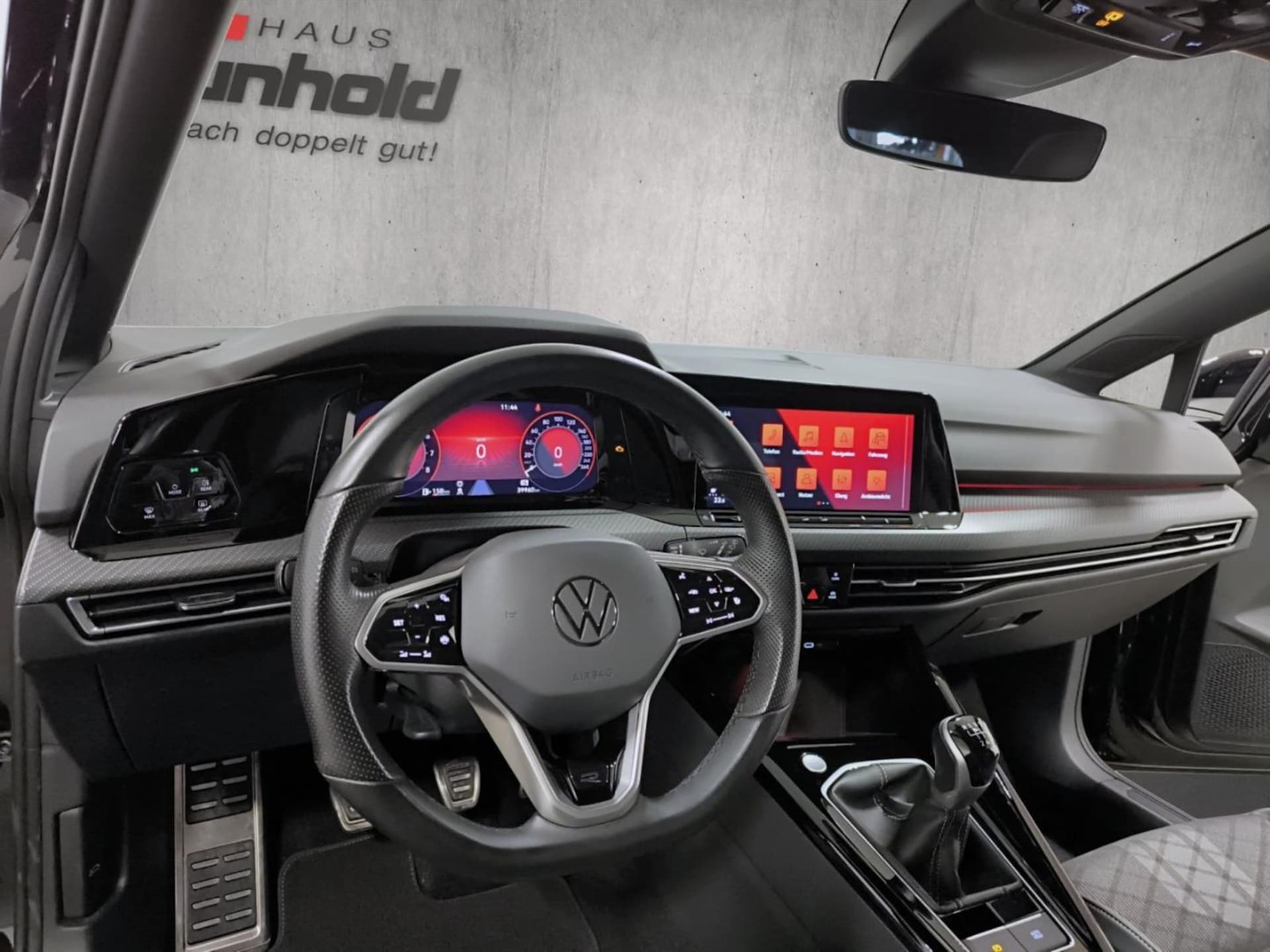Volkswagen Golf R-Line