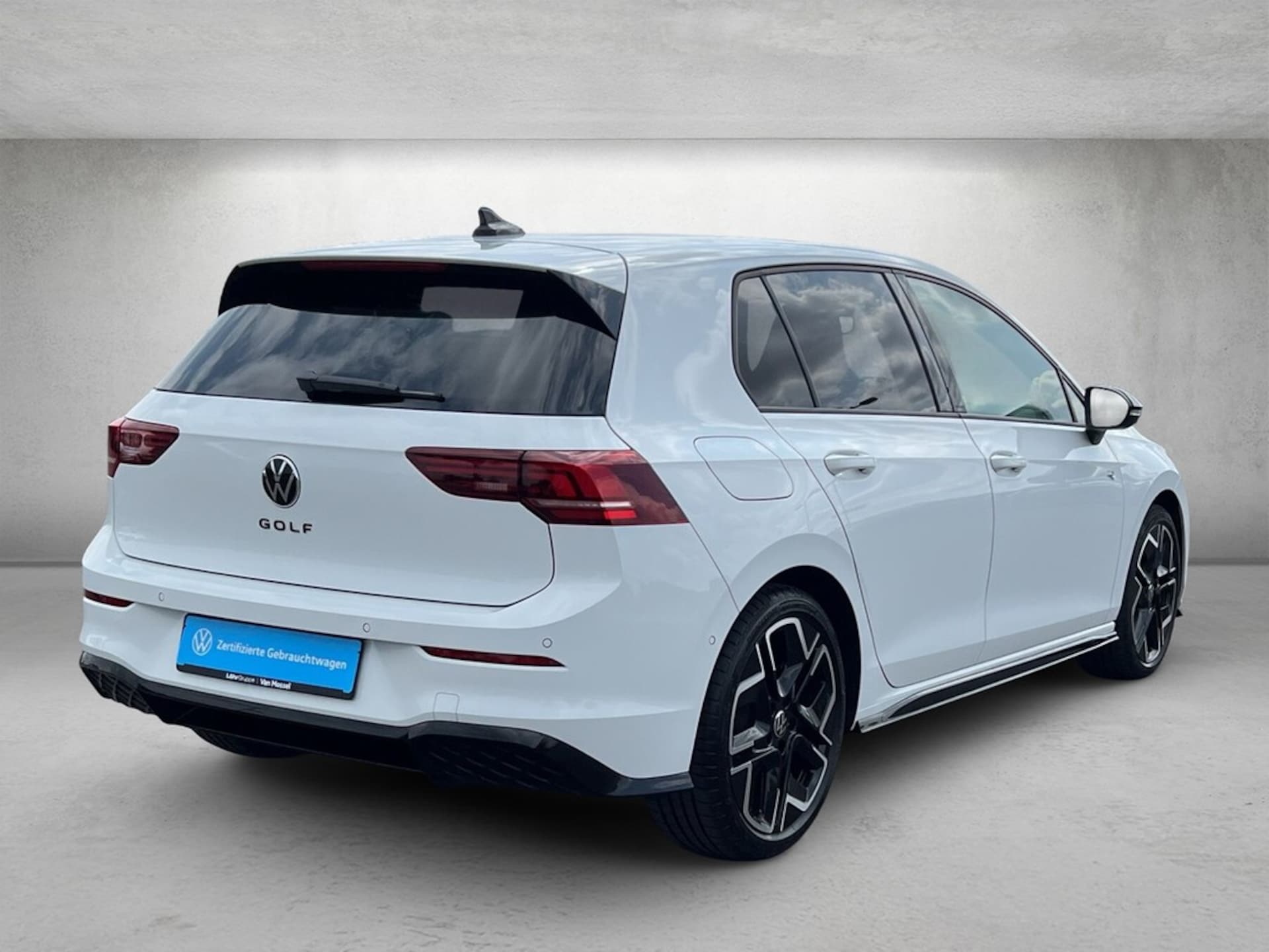 Volkswagen Golf R-Line