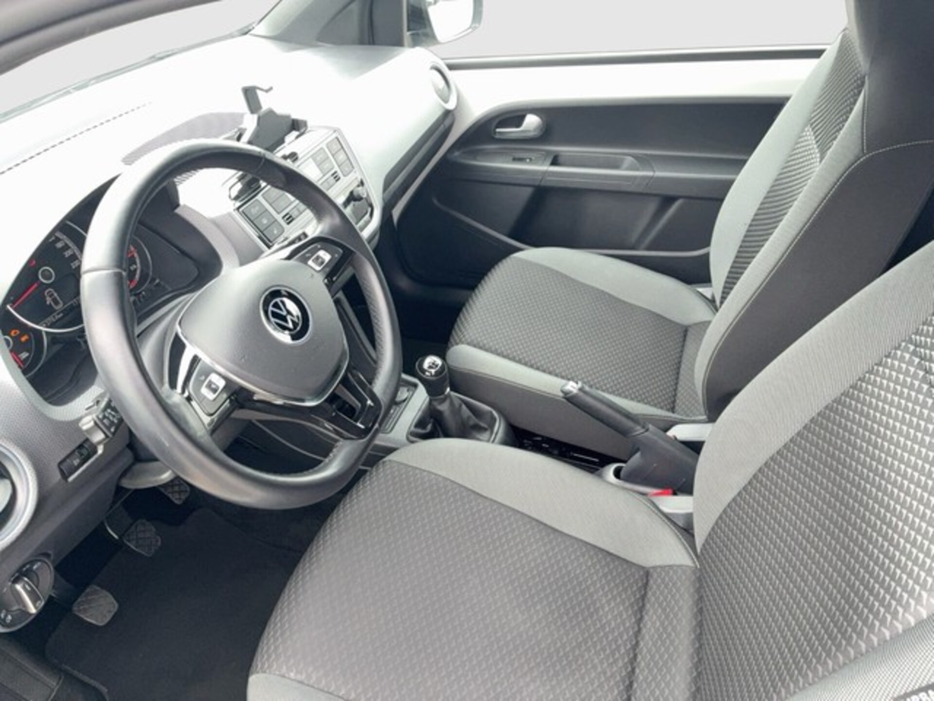 Volkswagen up! ACTIVE