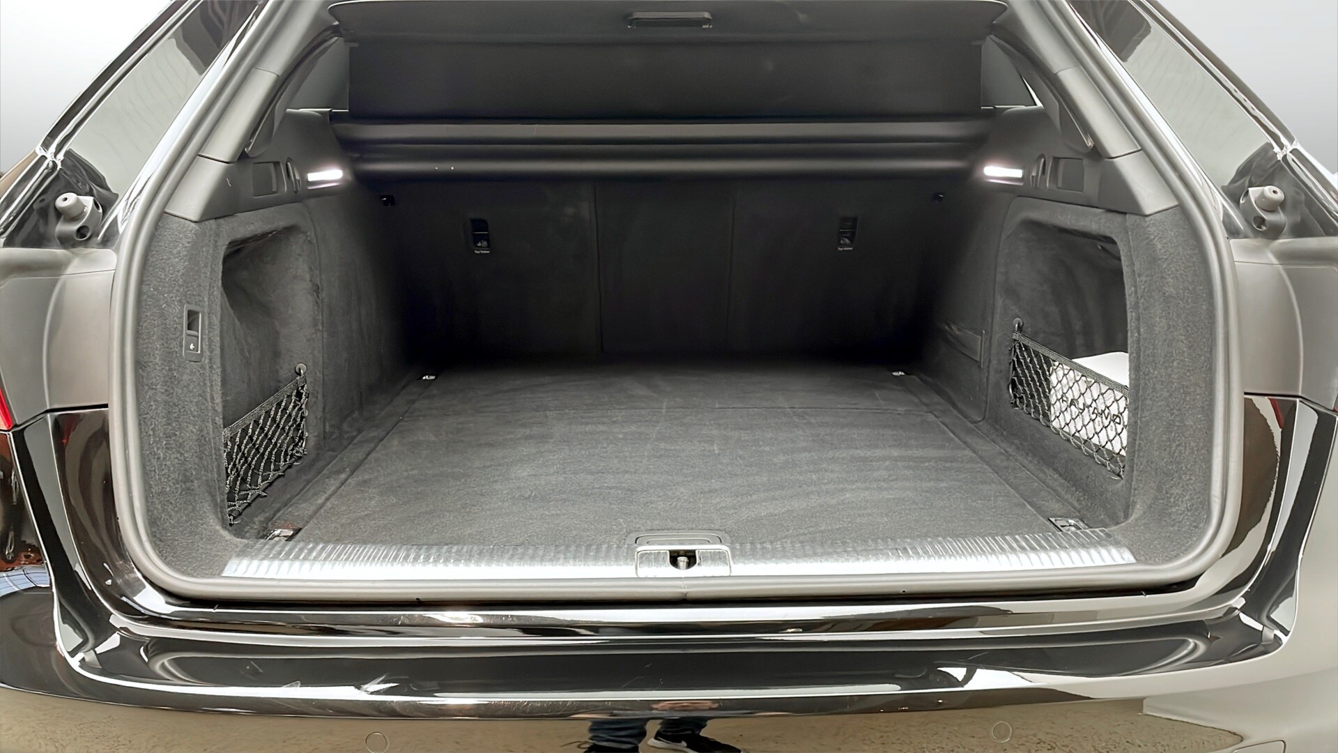 Image about Audi RS 4 Avant RS 4 Avant 450 hk tiptronic
