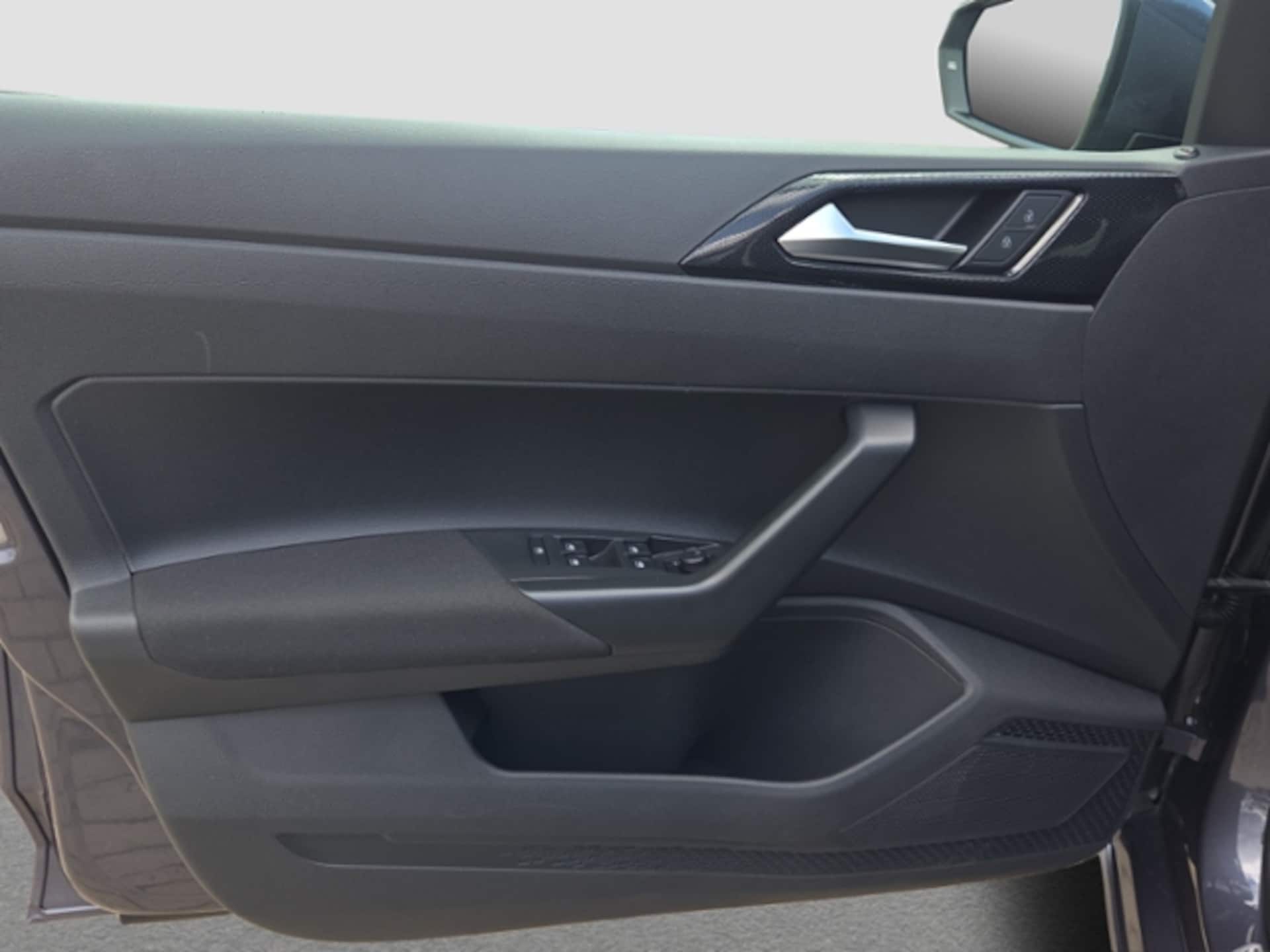 Volkswagen Polo Active