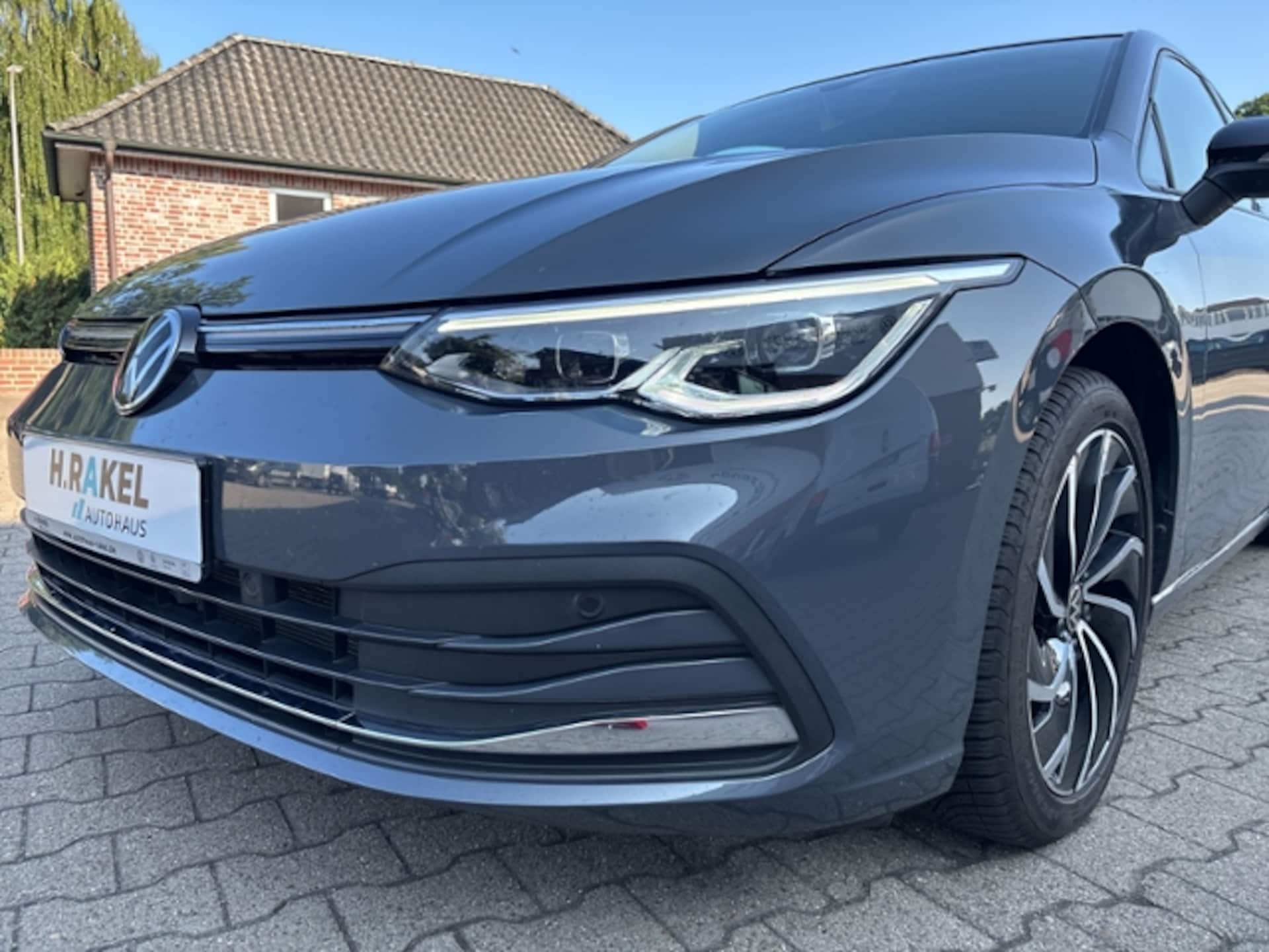 Volkswagen Golf Active