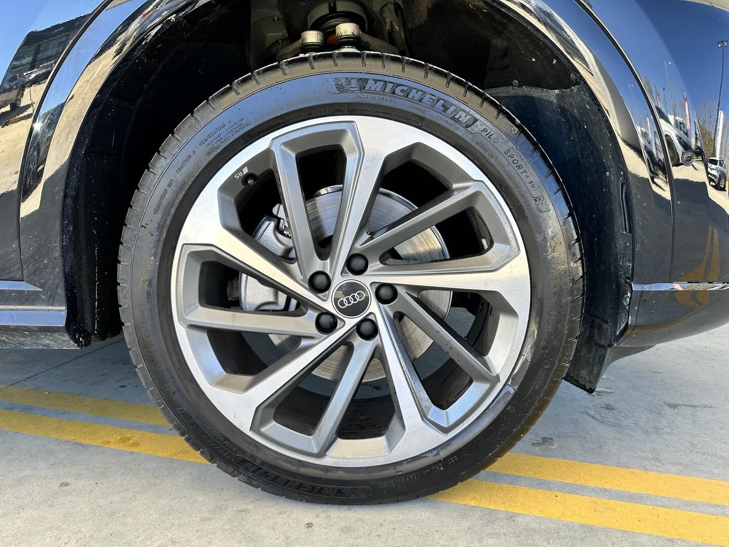 Image about Audi Q5 SUV TFSI 150 kW