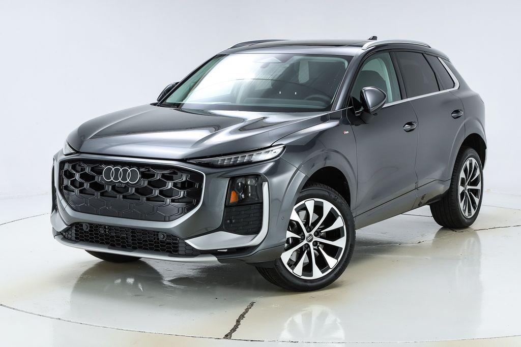 2026 Audi Q3 S line quattro's photo