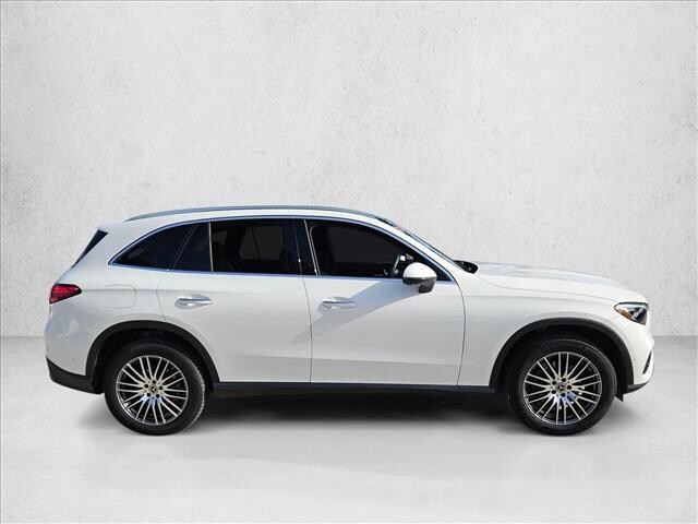 2026 Mercedes-Benz GLC 300