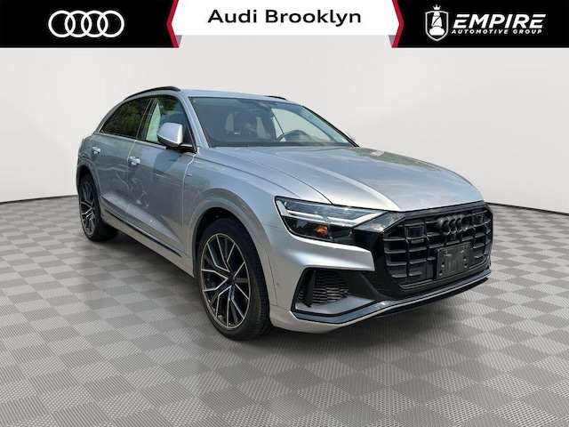 Photo of 2022 Audi Q8