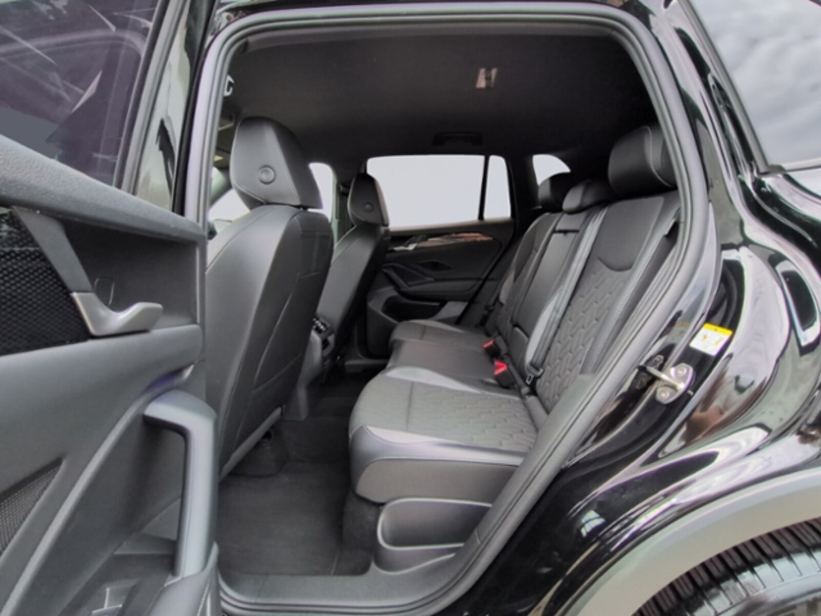 Volkswagen Tiguan – Bild 15