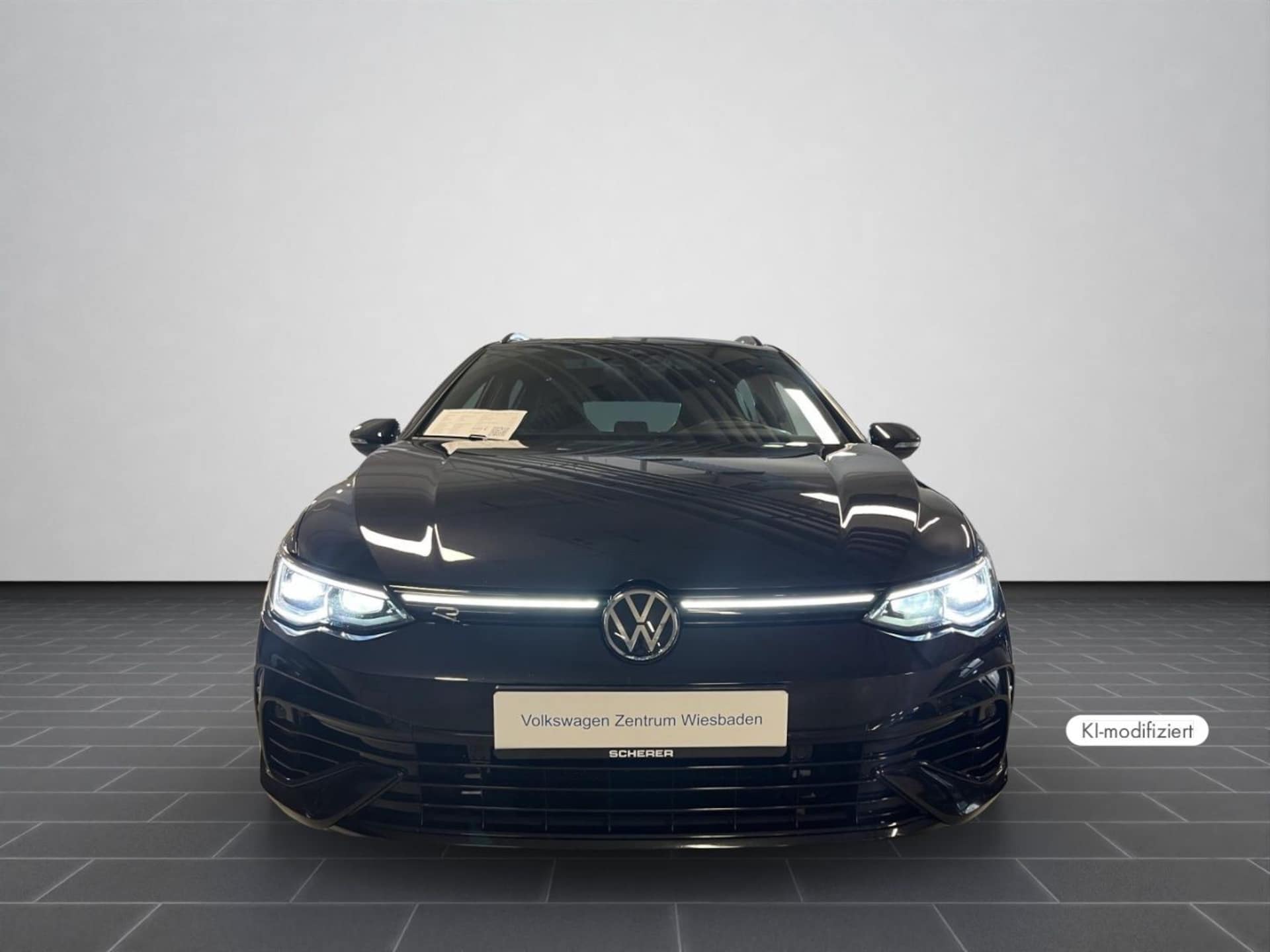Volkswagen Golf Variant R