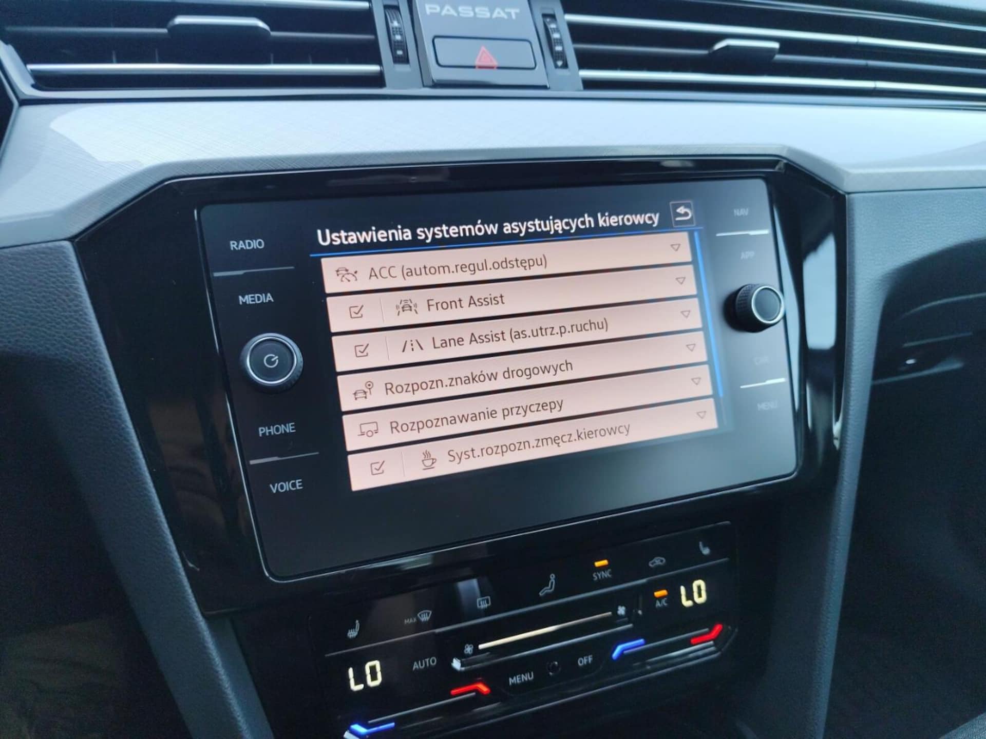 Volkswagen Passat Business