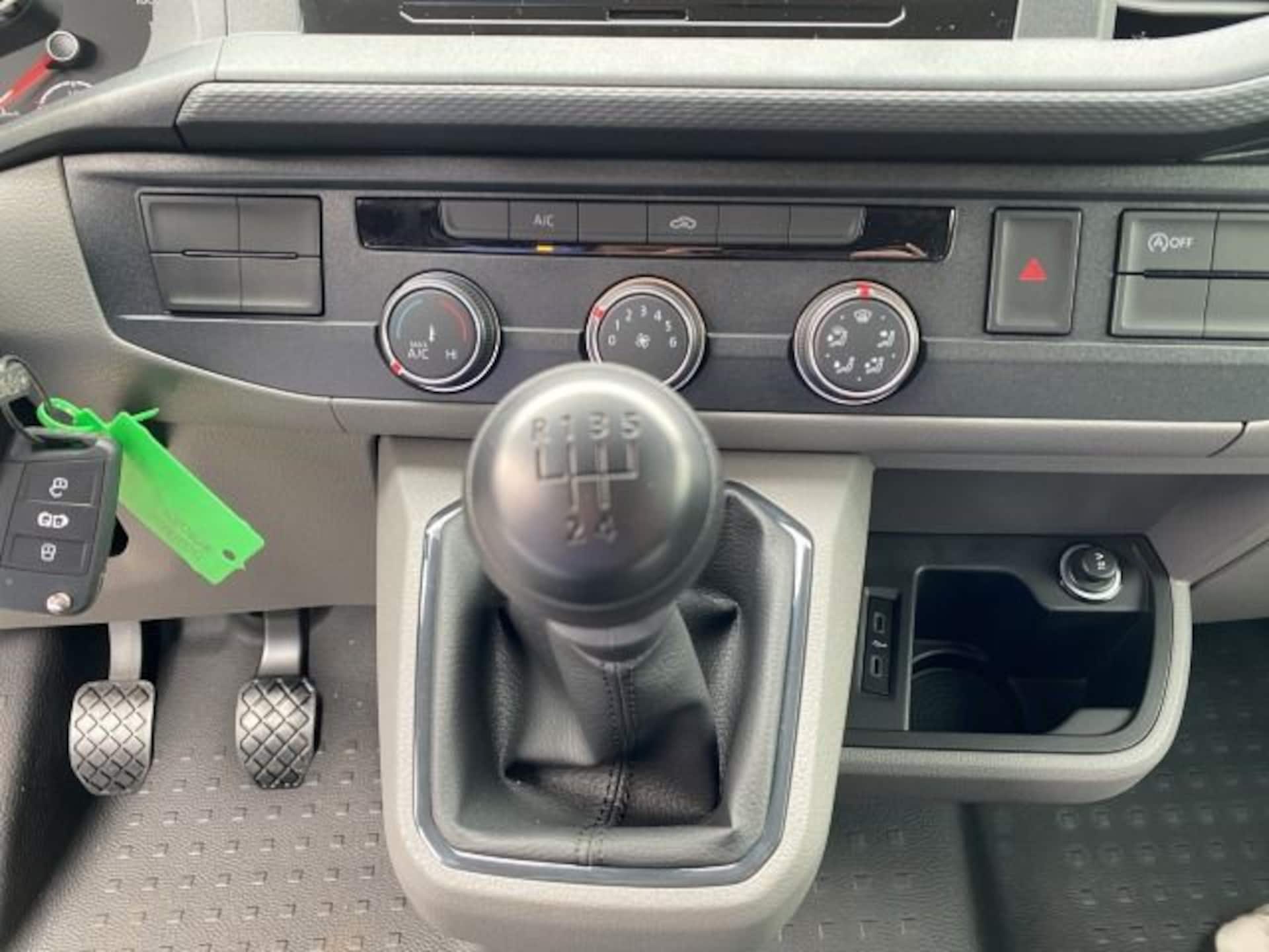 Volkswagen T6.1 Transporter Kasten kurzer Radstand