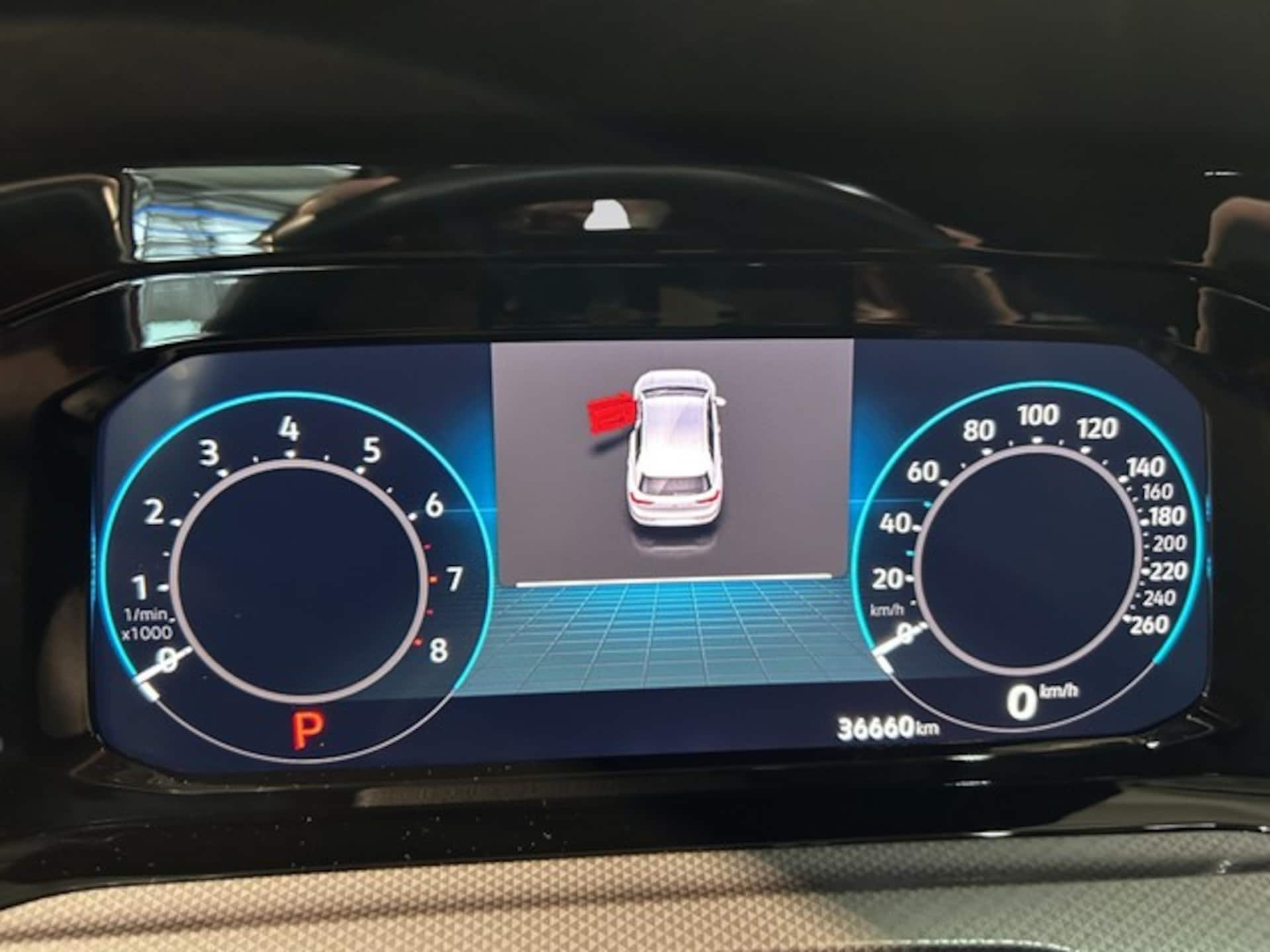 Volkswagen Golf Active