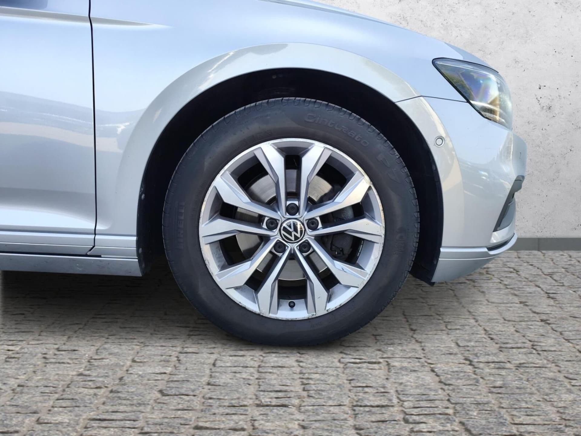 Volkswagen Passat Business