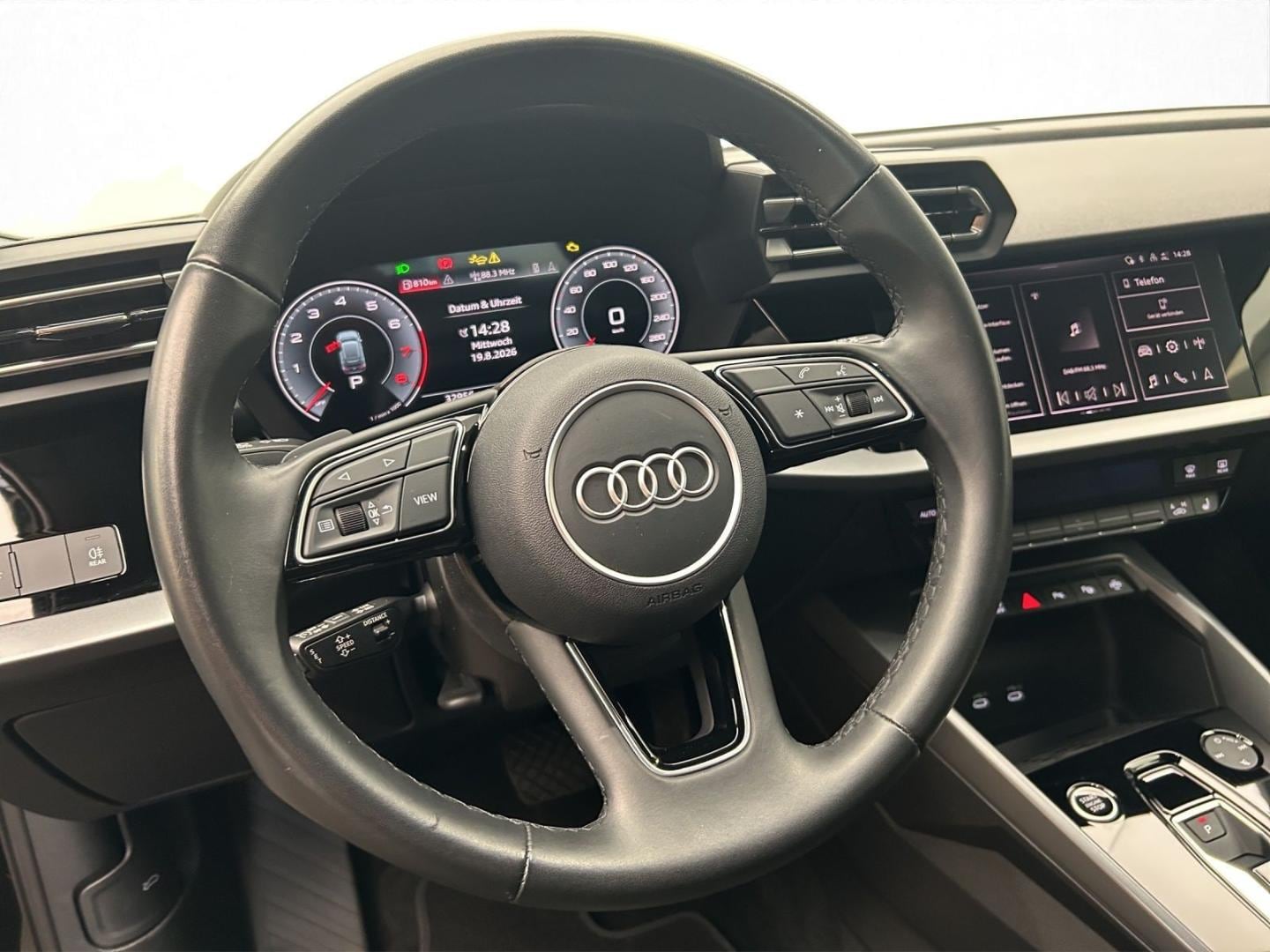 Bild über Audi A3 Sportback 35 TFSI S tronic - für weitere Informationen kontaktieren Sie den Audi Partner