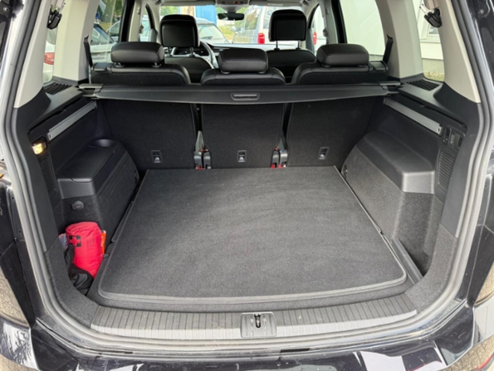 Volkswagen Touran – Bild 11