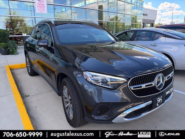 Photo of 2024 Mercedes-Benz GLC 300 