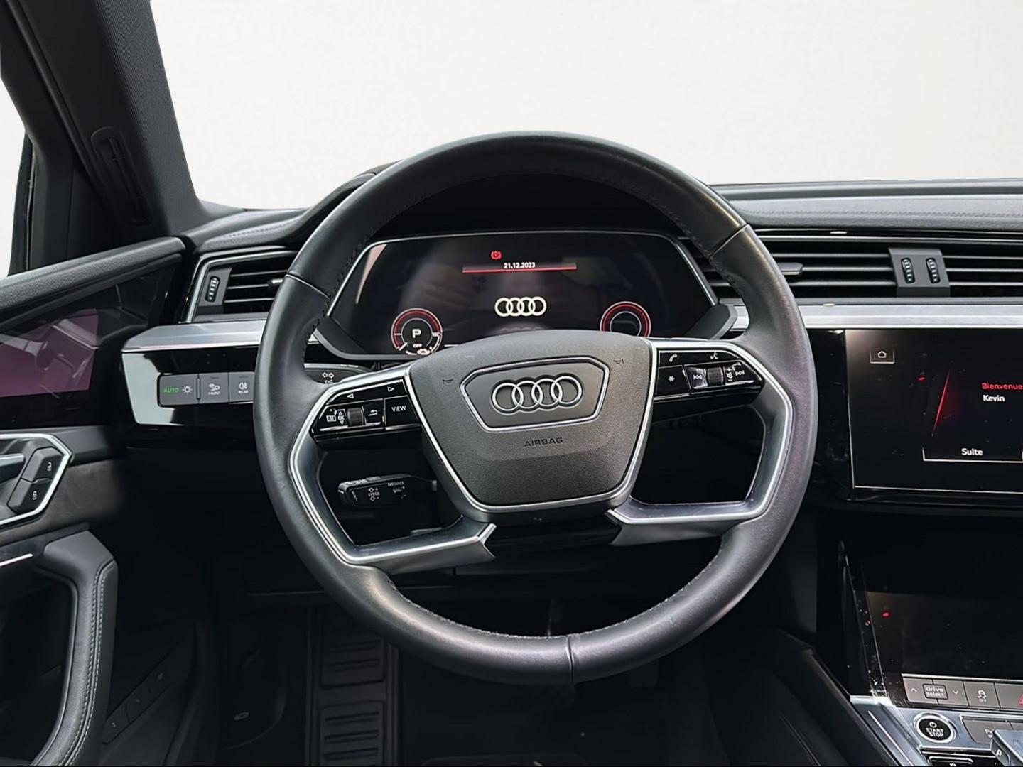 Bild über Audi e-tron Sportback Attraction S line 50 quattro 230,00 kW - for more details contact your dealer