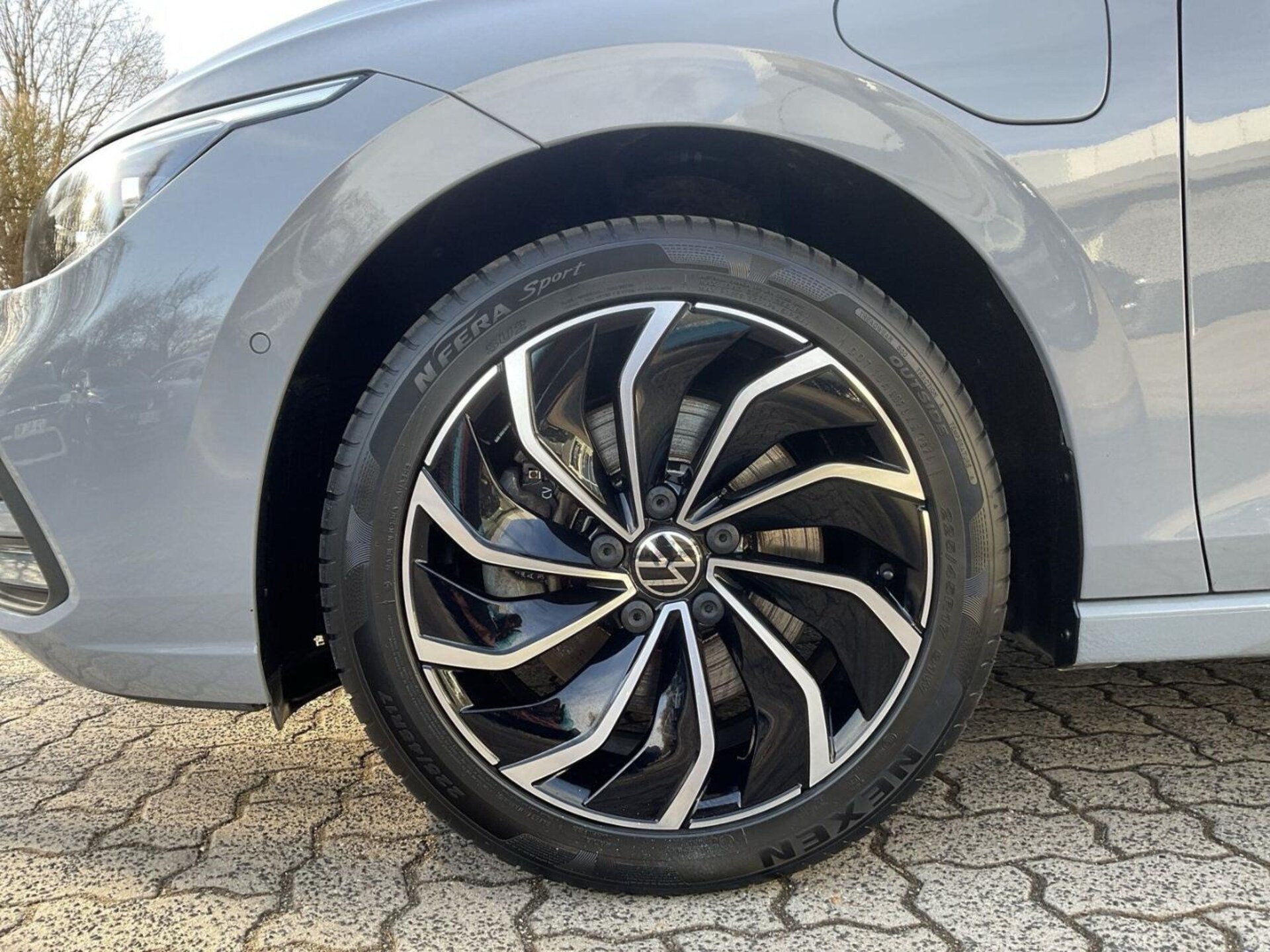 Volkswagen Golf Style