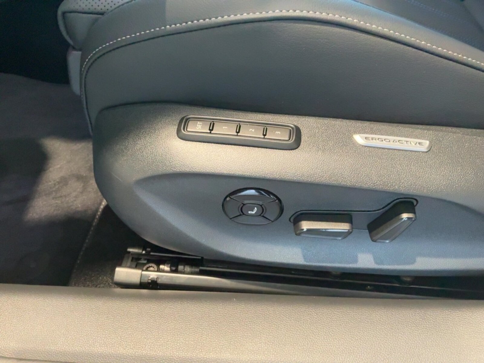 Volkswagen Passat – Bild 20
