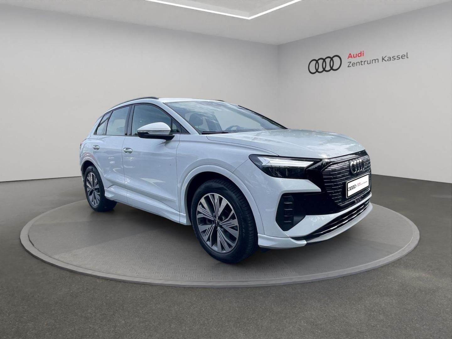 Bild über Audi Q4 e-tron 40 e-tron - für weitere Informationen kontaktieren Sie den Audi Partner