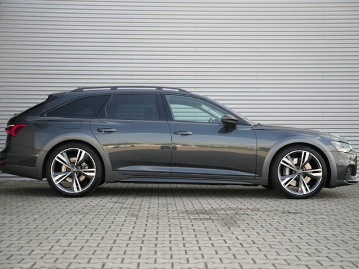 Bild über Audi A6 allroad quattro 55 TDI quattro tiptronic - für weitere Informationen kontaktieren Sie den Audi Partner