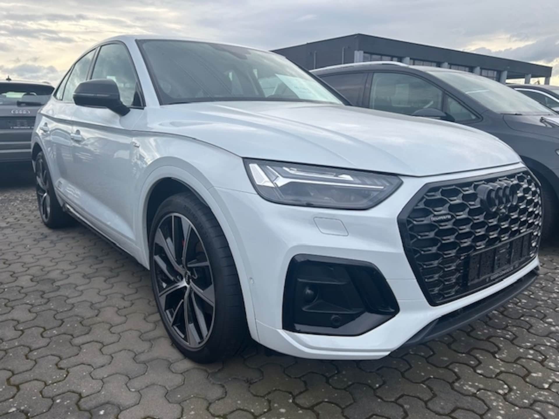 Audi Q5 Sportback S line