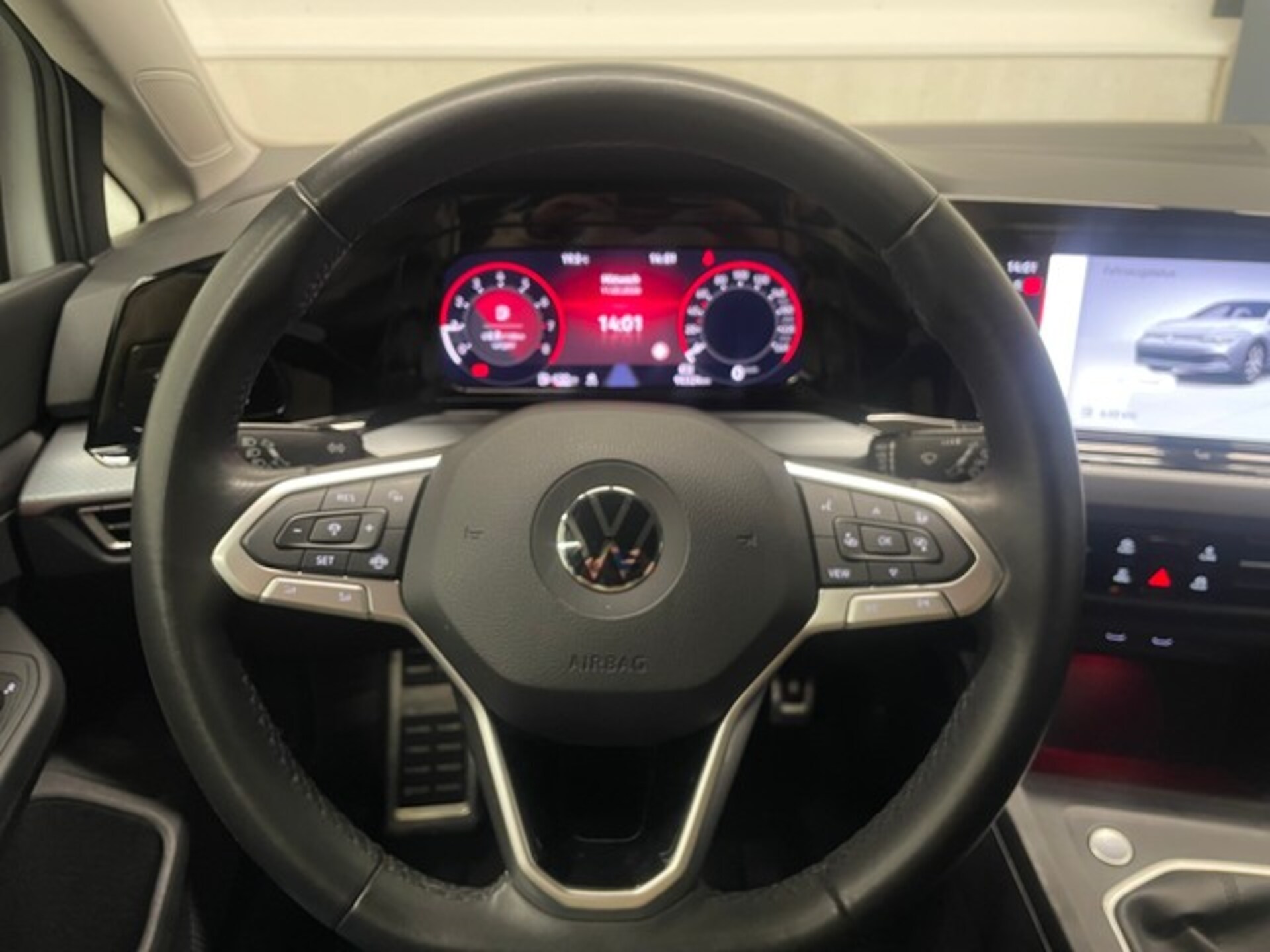 Volkswagen Golf Active
