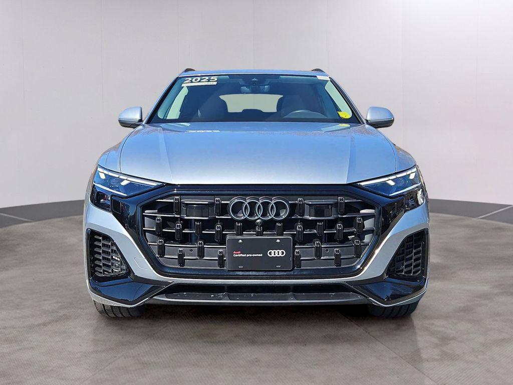 2025 Audi Q8 Premium - Photo 11