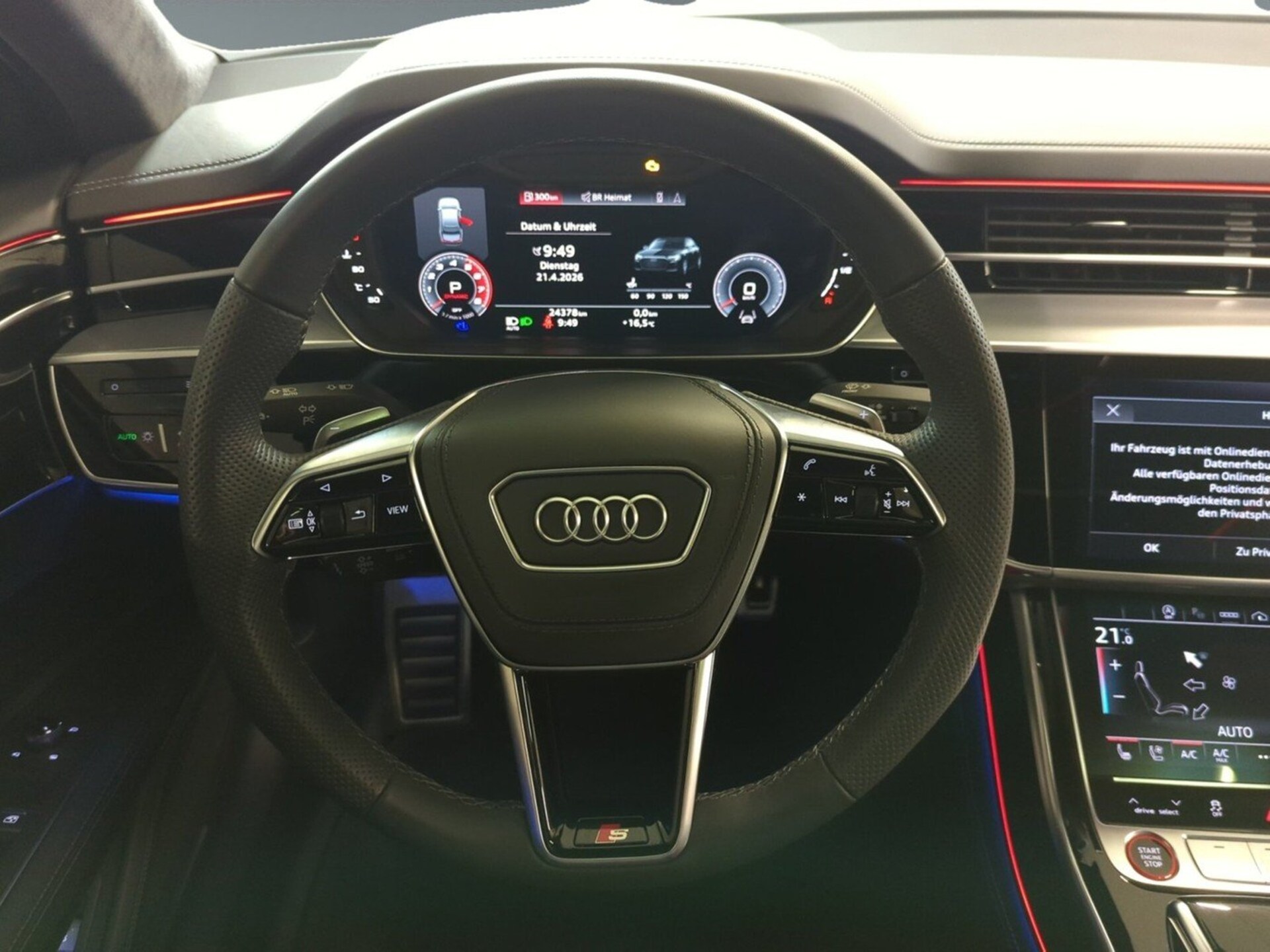 Audi S8