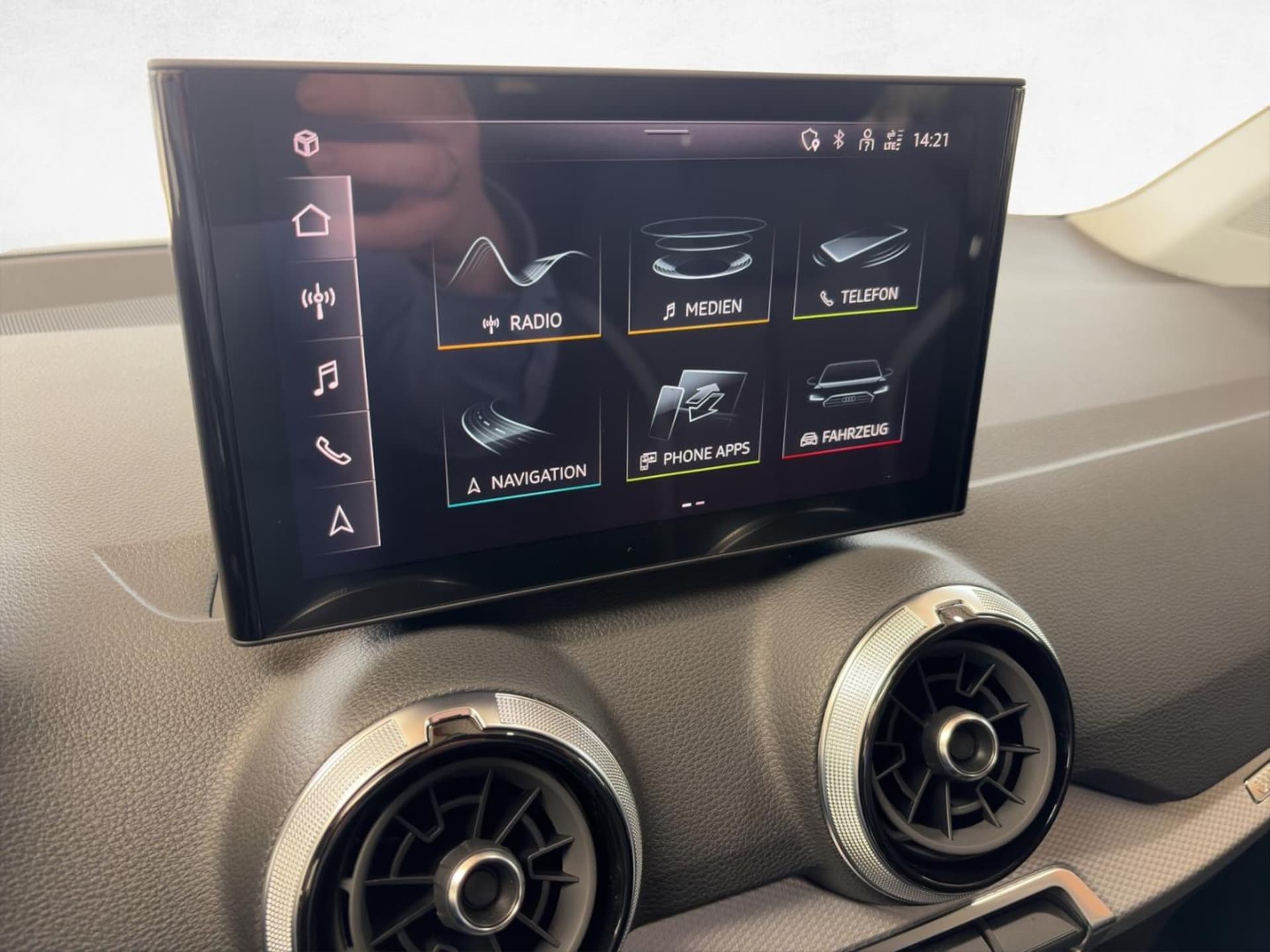Audi Q2 S line