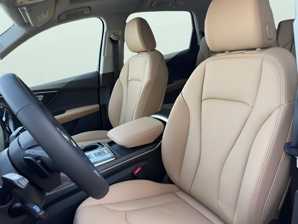 2026 Audi Q7 Premium - Photo 13