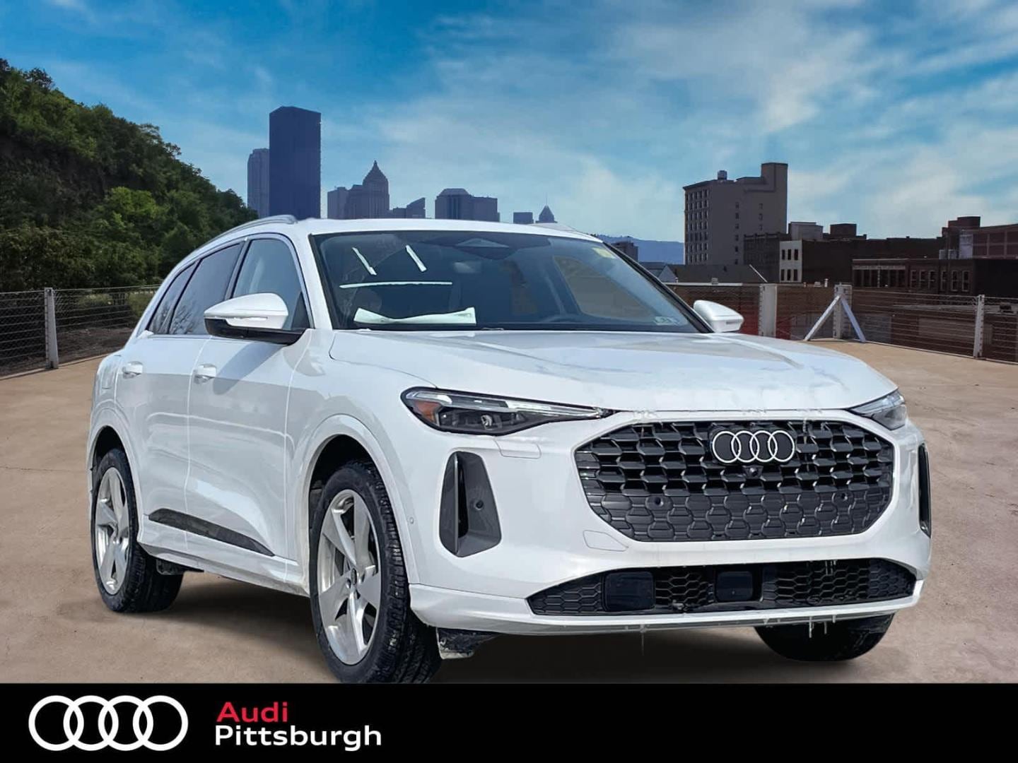 2025 Audi Q5 40 Prestige's photo