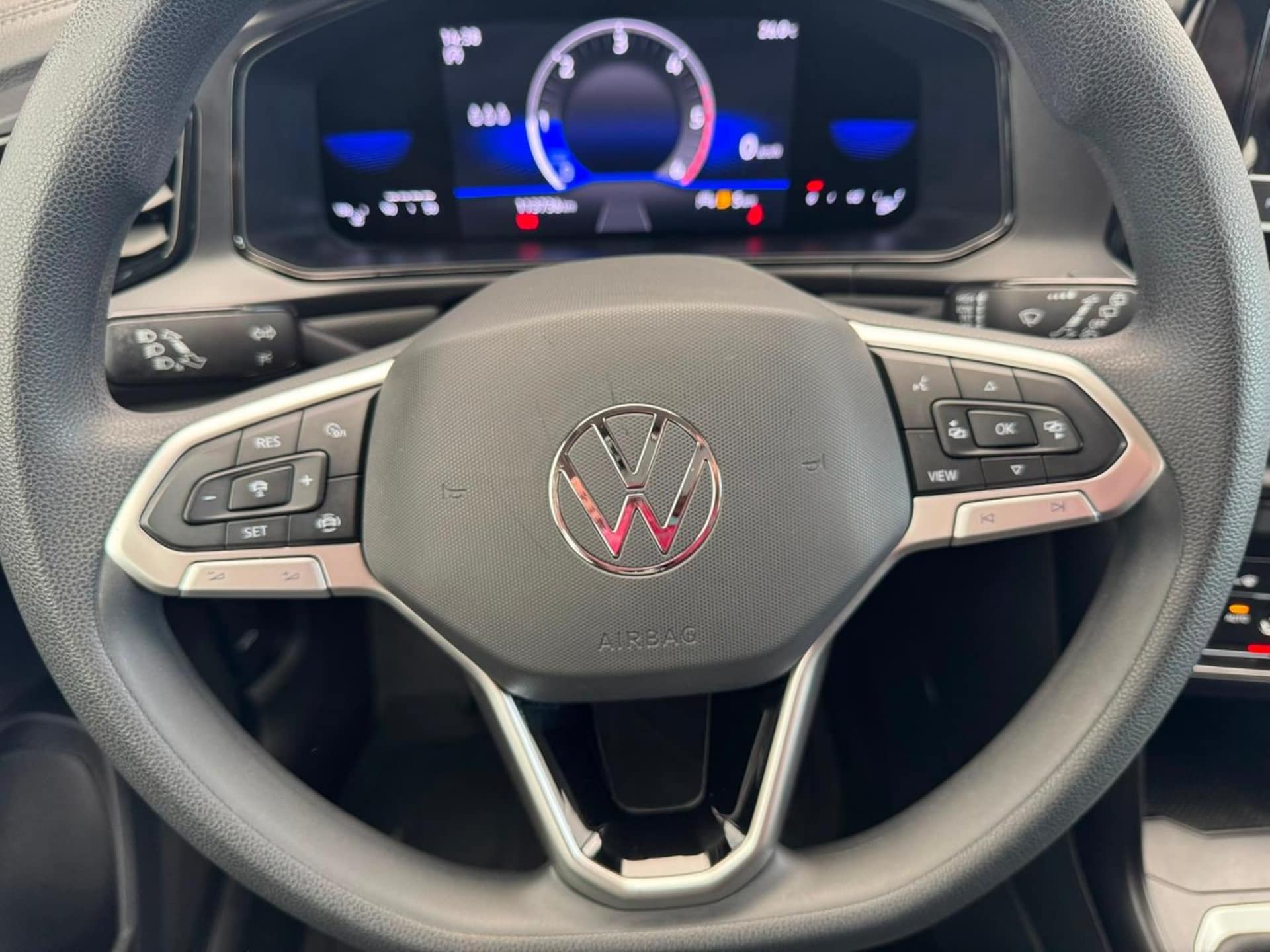 Volkswagen T-Roc Basis-Modell