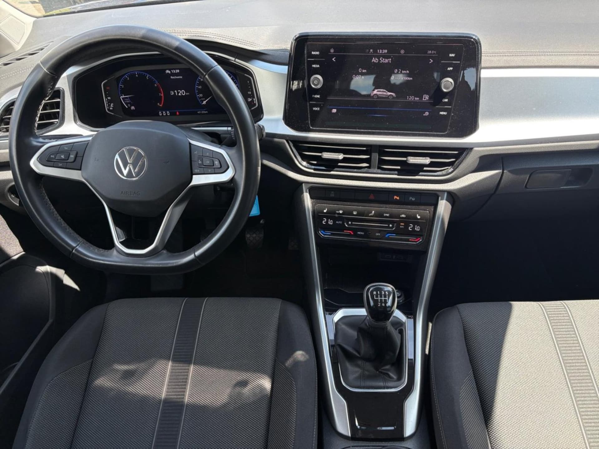 Volkswagen T-Roc Life