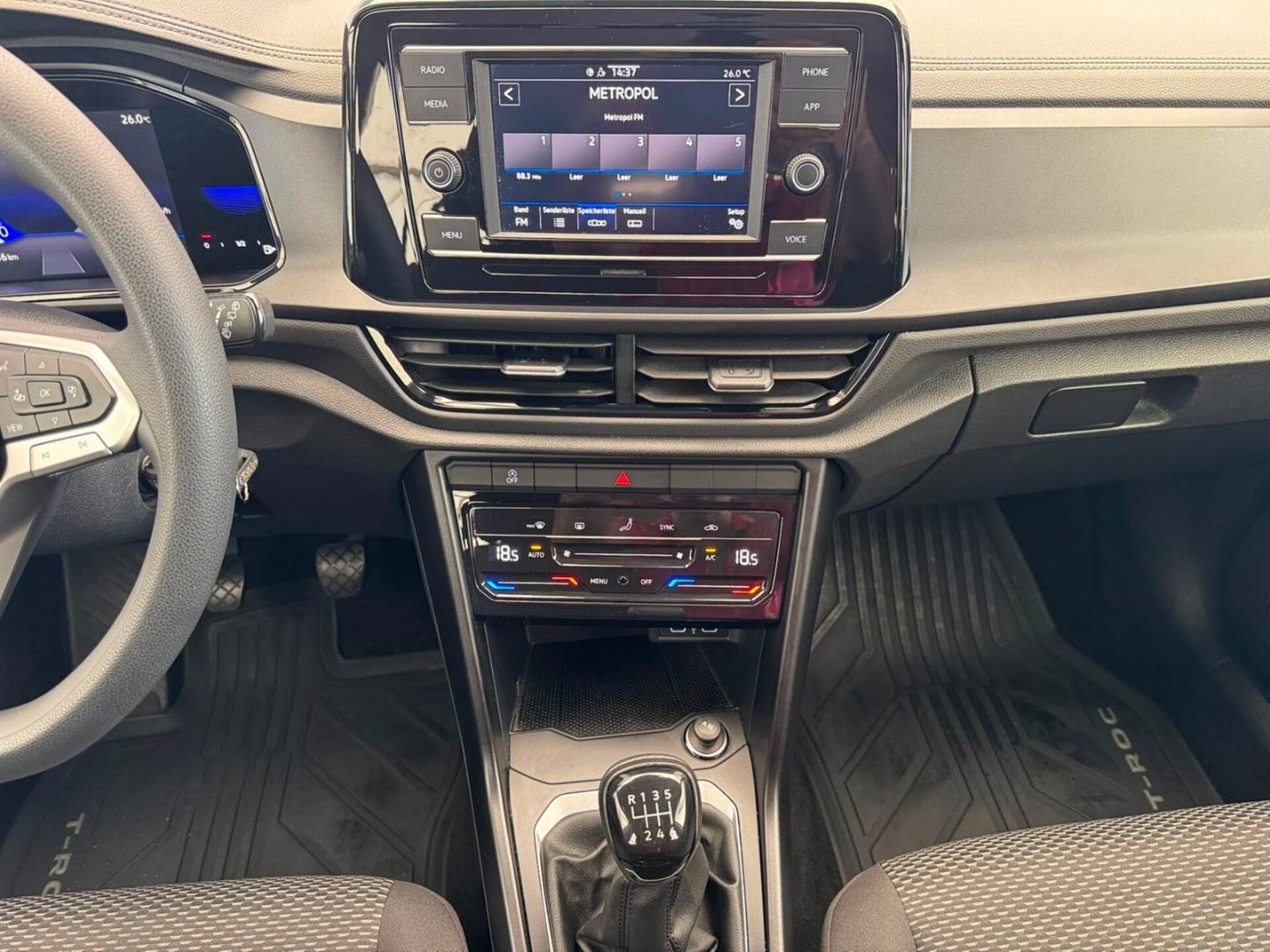 Volkswagen T-Roc Basis-Modell