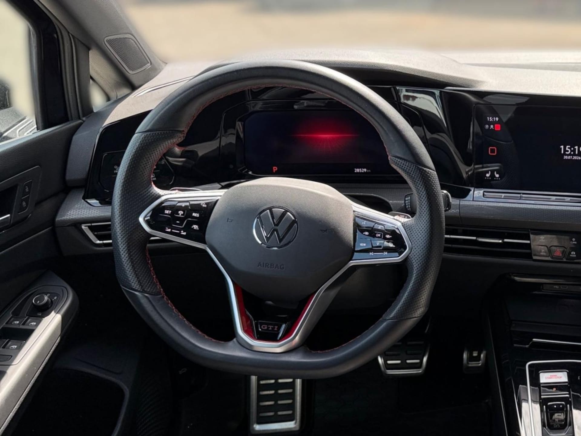 Volkswagen Golf GTI