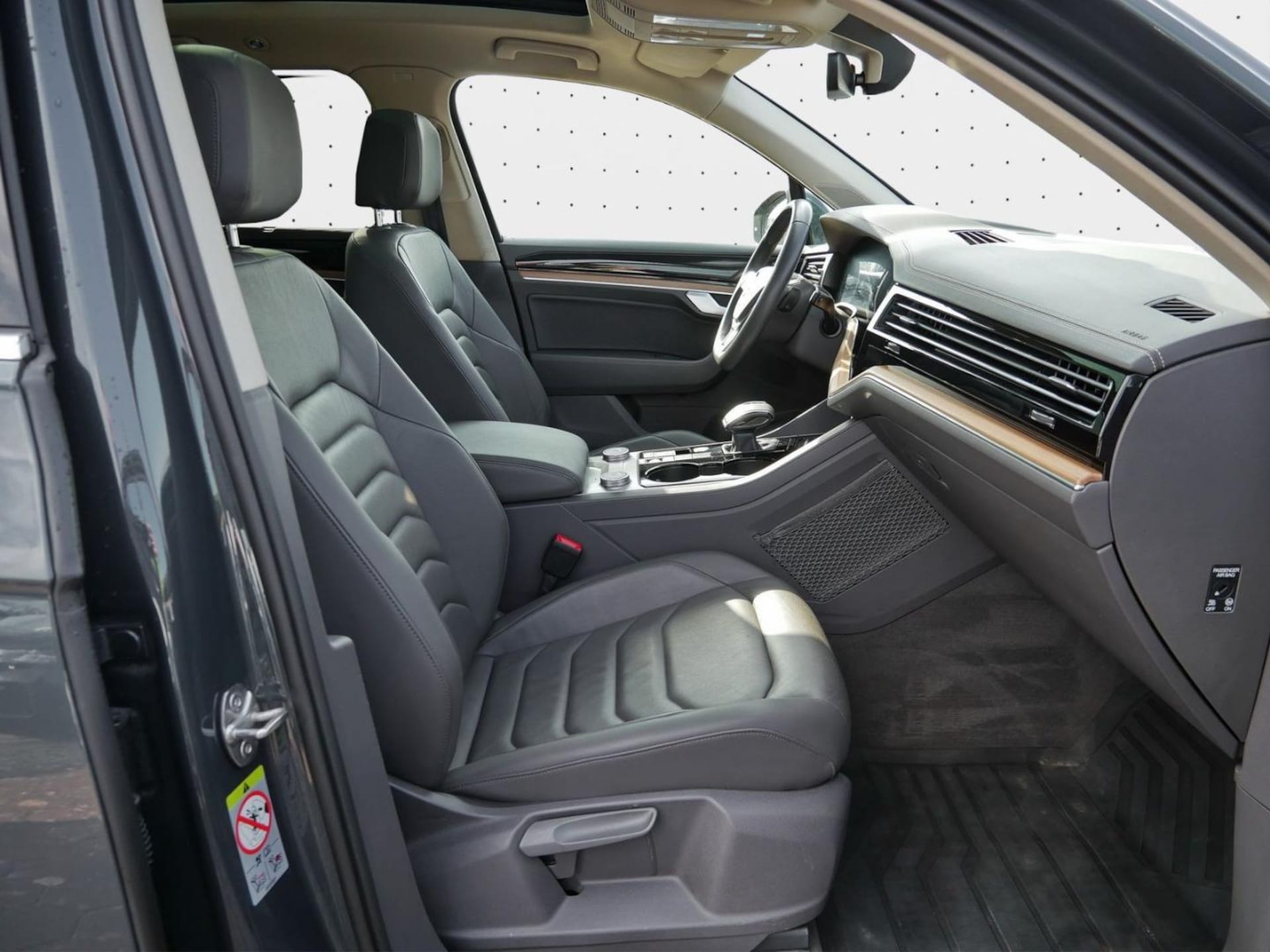 Volkswagen Touareg Basis-Modell