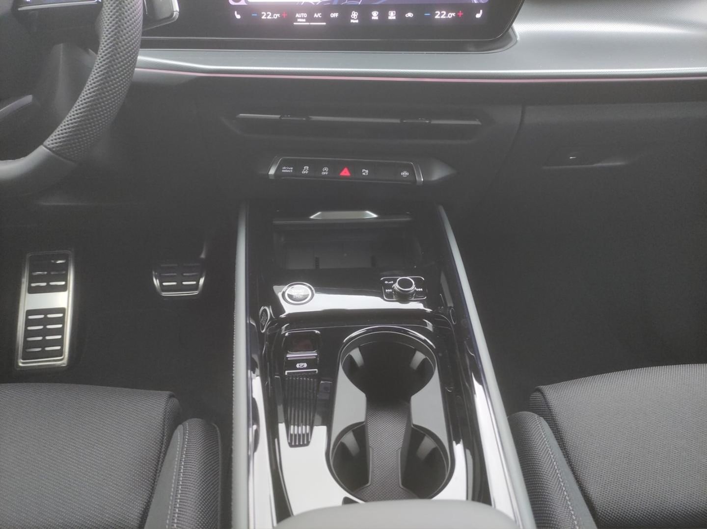 Bild über Audi Q3 SUV TDI 110 kW S tronic - für weitere Informationen kontaktieren Sie den Audi Partner