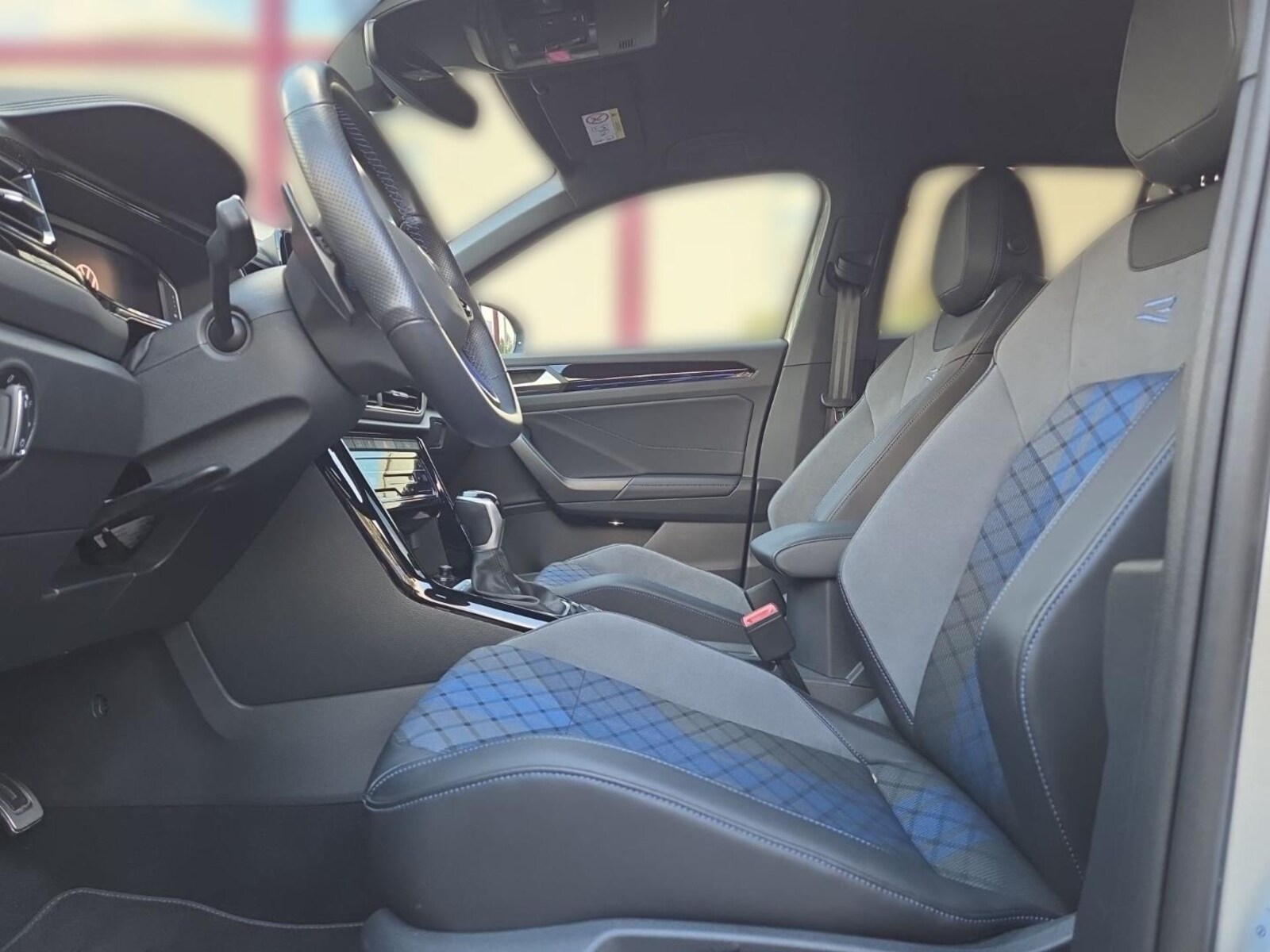 Volkswagen T-Roc – Bild 8