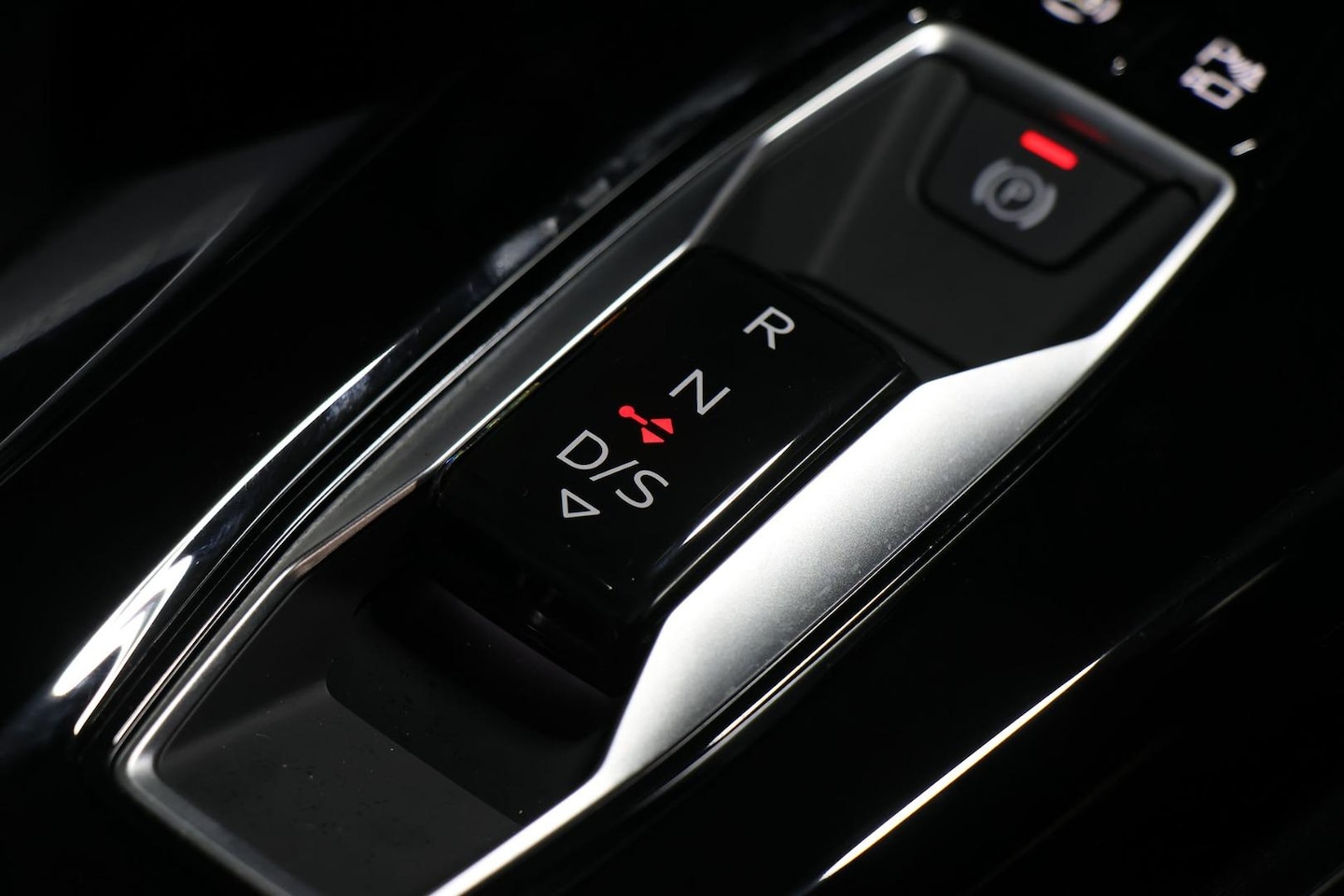 Image about Audi Q5 SUV TFSI quattro 200 kW sport