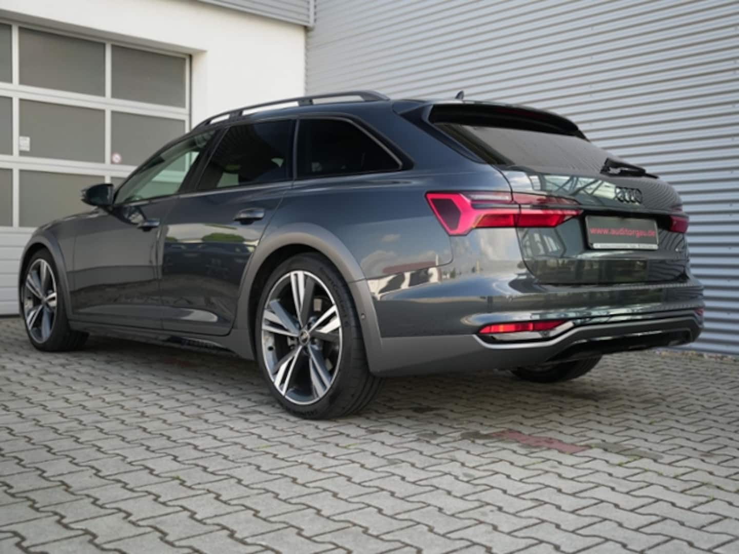 Bild über Audi A6 allroad quattro 55 TDI quattro tiptronic - für weitere Informationen kontaktieren Sie den Audi Partner