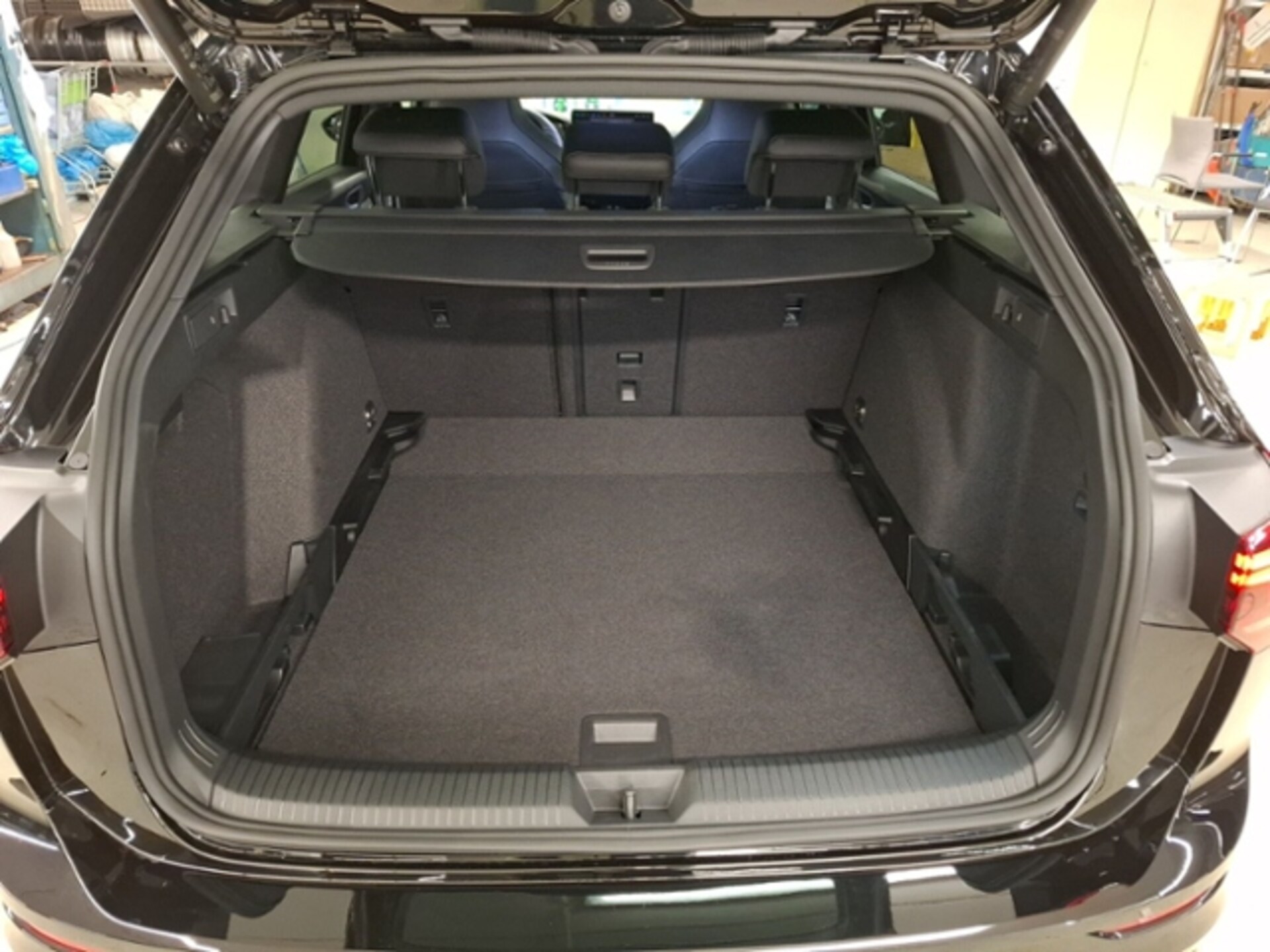 Volkswagen Golf Variant R-Line