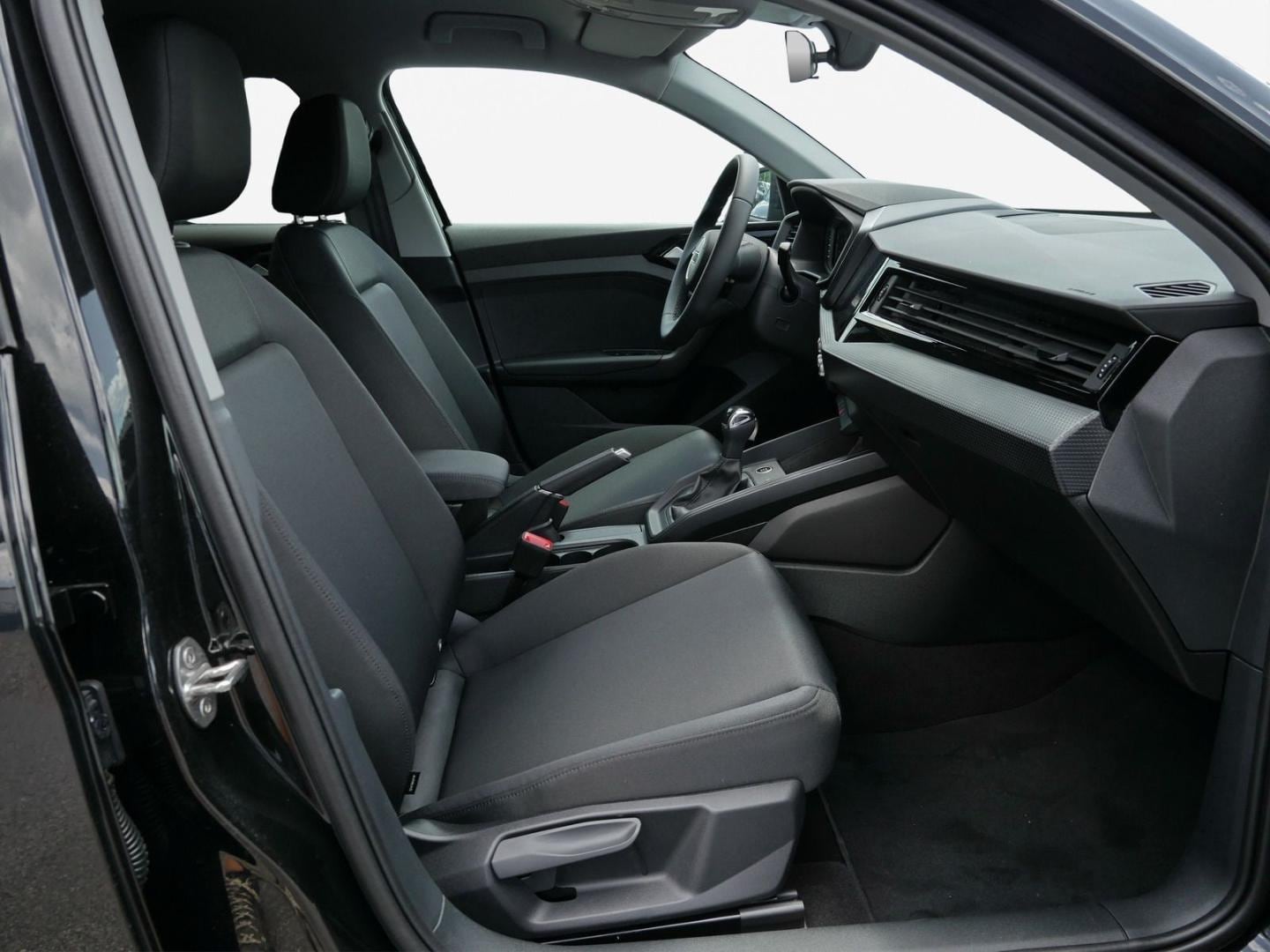Bild über Audi A1 Sportback advanced 25 TFSI S tronic - für weitere Informationen kontaktieren Sie den Audi Partner