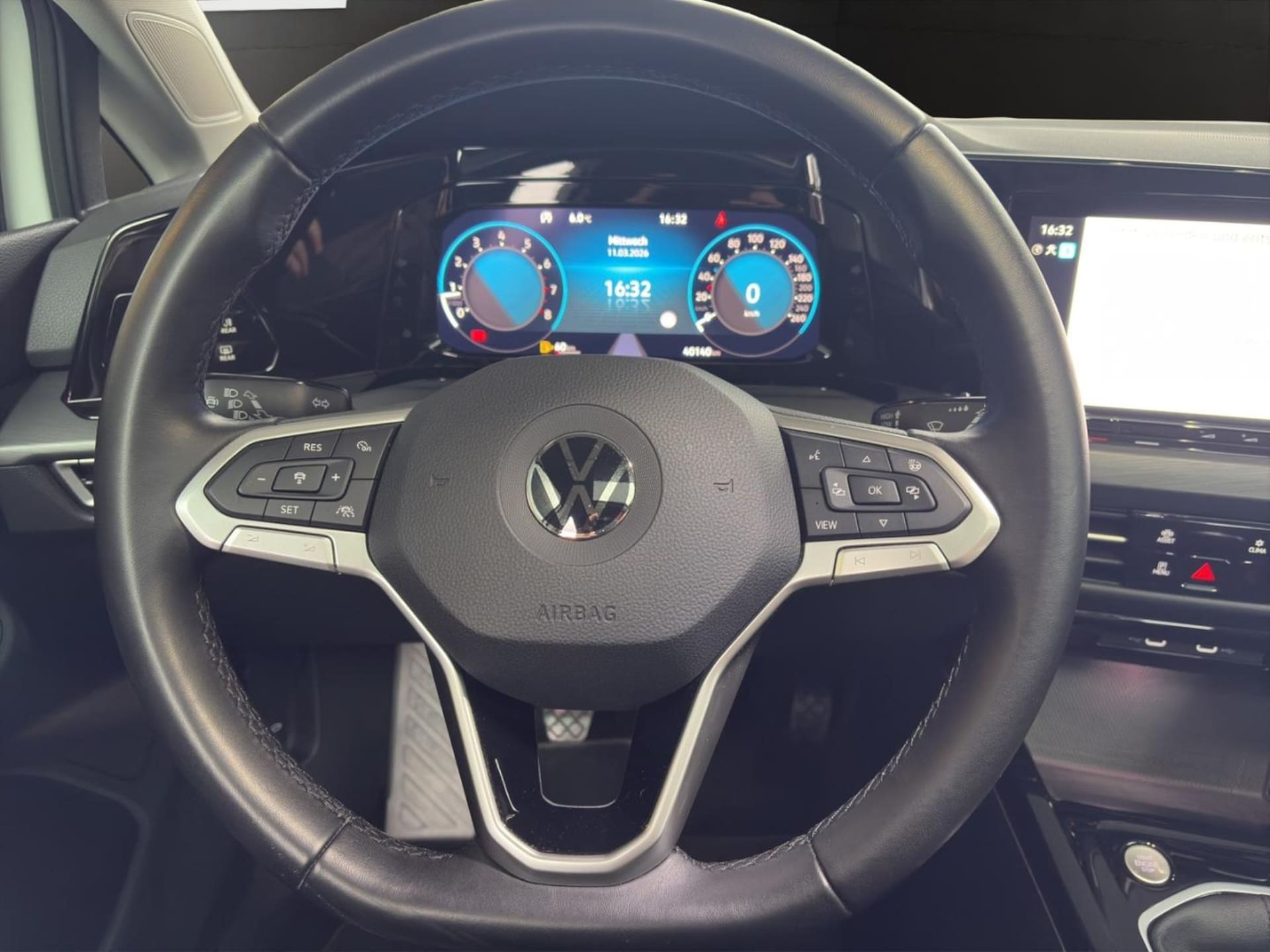 Volkswagen Golf Style