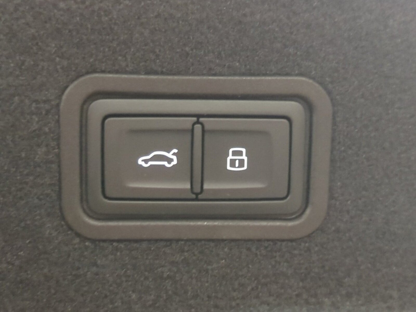 Audi S8 – Bild 25