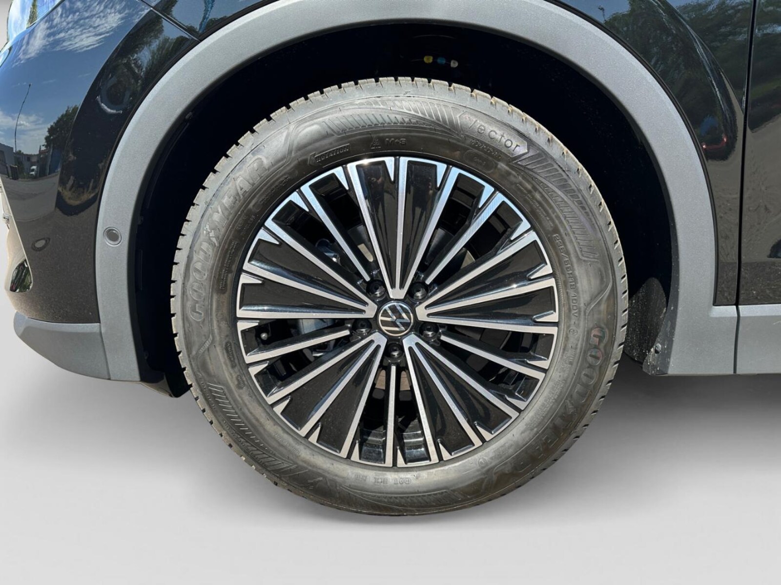 Volkswagen Tiguan – Bild 4