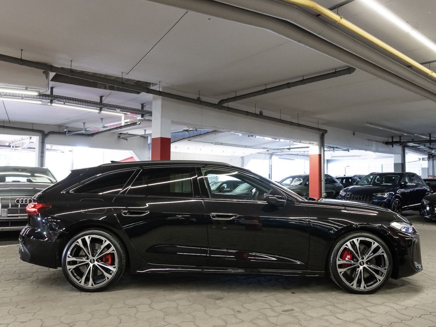 Bild über Audi S5 Avant TFSI 270 kW S tronic - für weitere Informationen kontaktieren Sie den Audi Partner