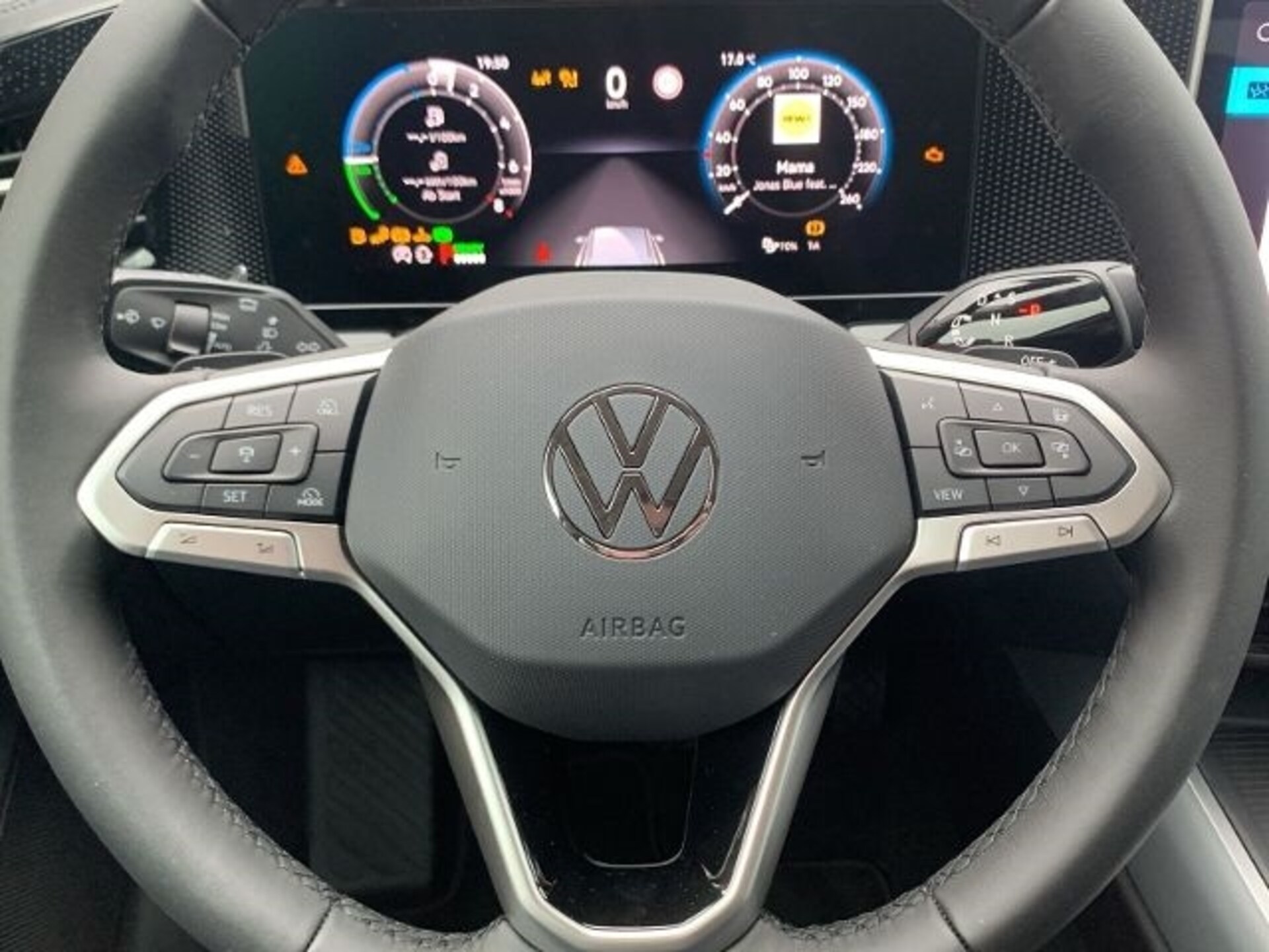 Volkswagen Passat Business