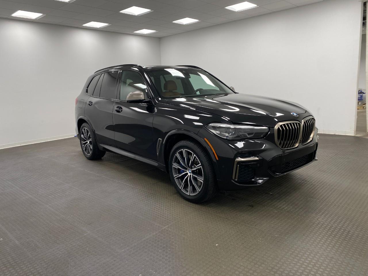 2022 BMW X5 M50i's photo